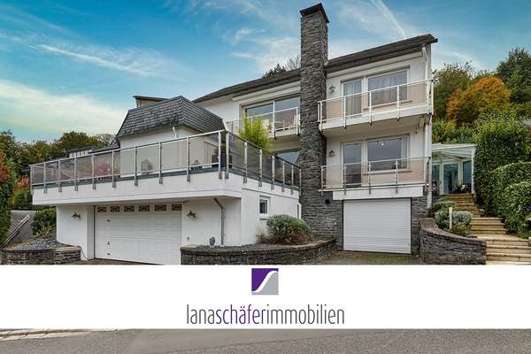 Bernkastel-Kues: Besonderes Anwesen mit parkartigem Garten und Garagen