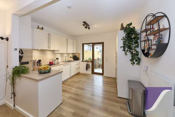 Graach: Bezugsfertiges Einfamilienhaus mit großer Terrasse und Garten