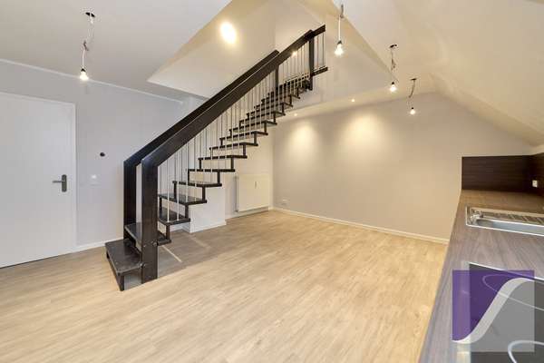 Bernkastel-Kues: Maisonette-Wohnung mit Dachterrasse und Burgblick