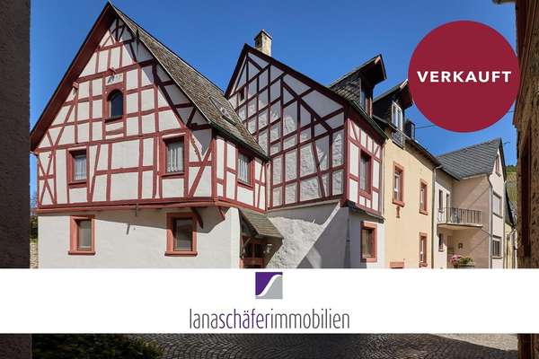 Bernkastel-Kues: Charmantes Fachwerkjuwel an der Mosel