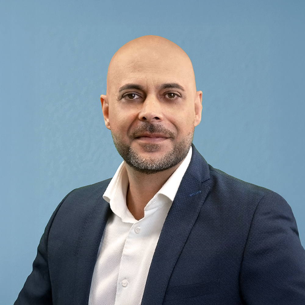 Herr Allamezade, Daniel 