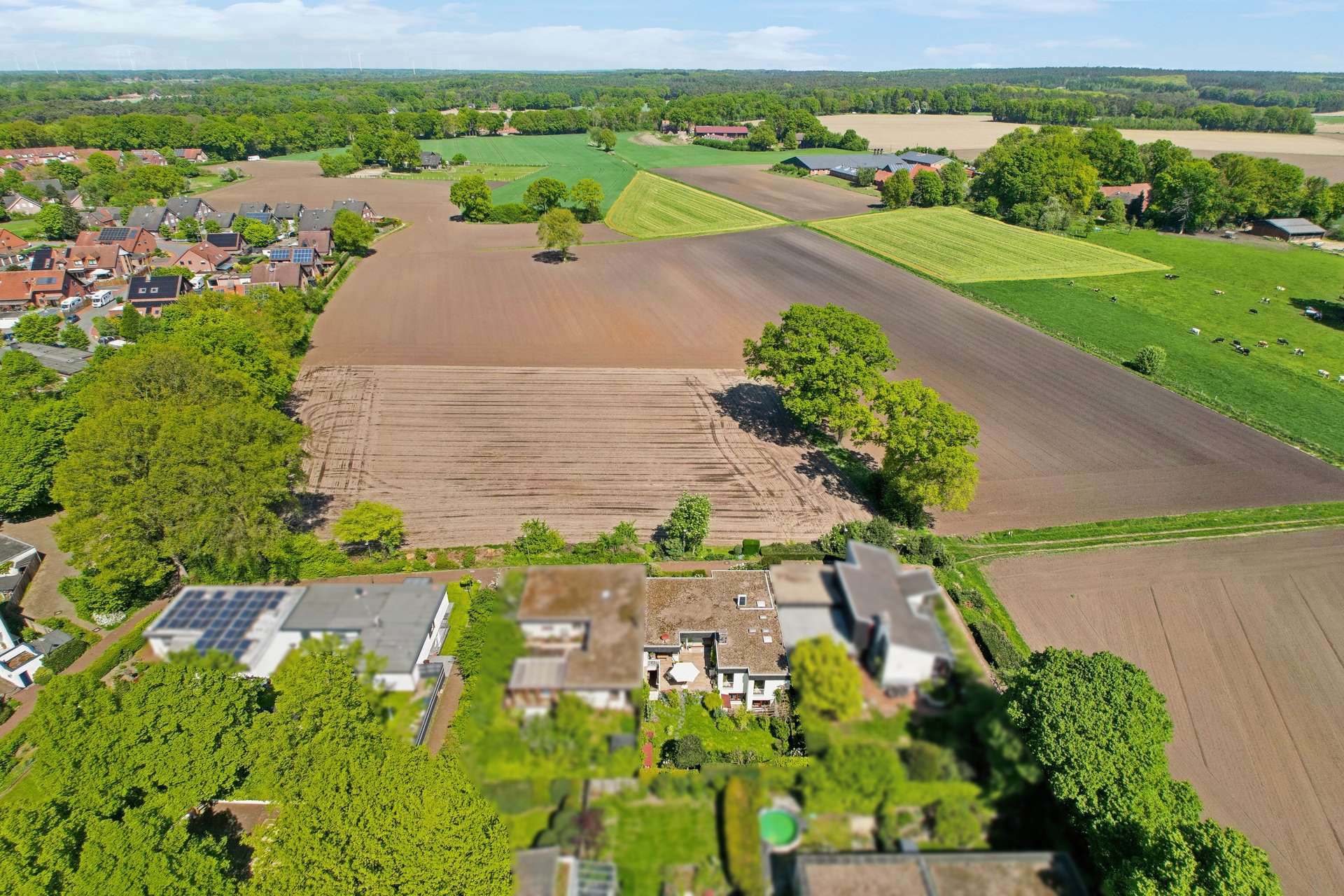 Großzügiger Bungalow am Feldrand mit über 200 m² Wohnfläche, Kamin, Garten und wertiger Ausstattung in Dorsten – Ansicht 34