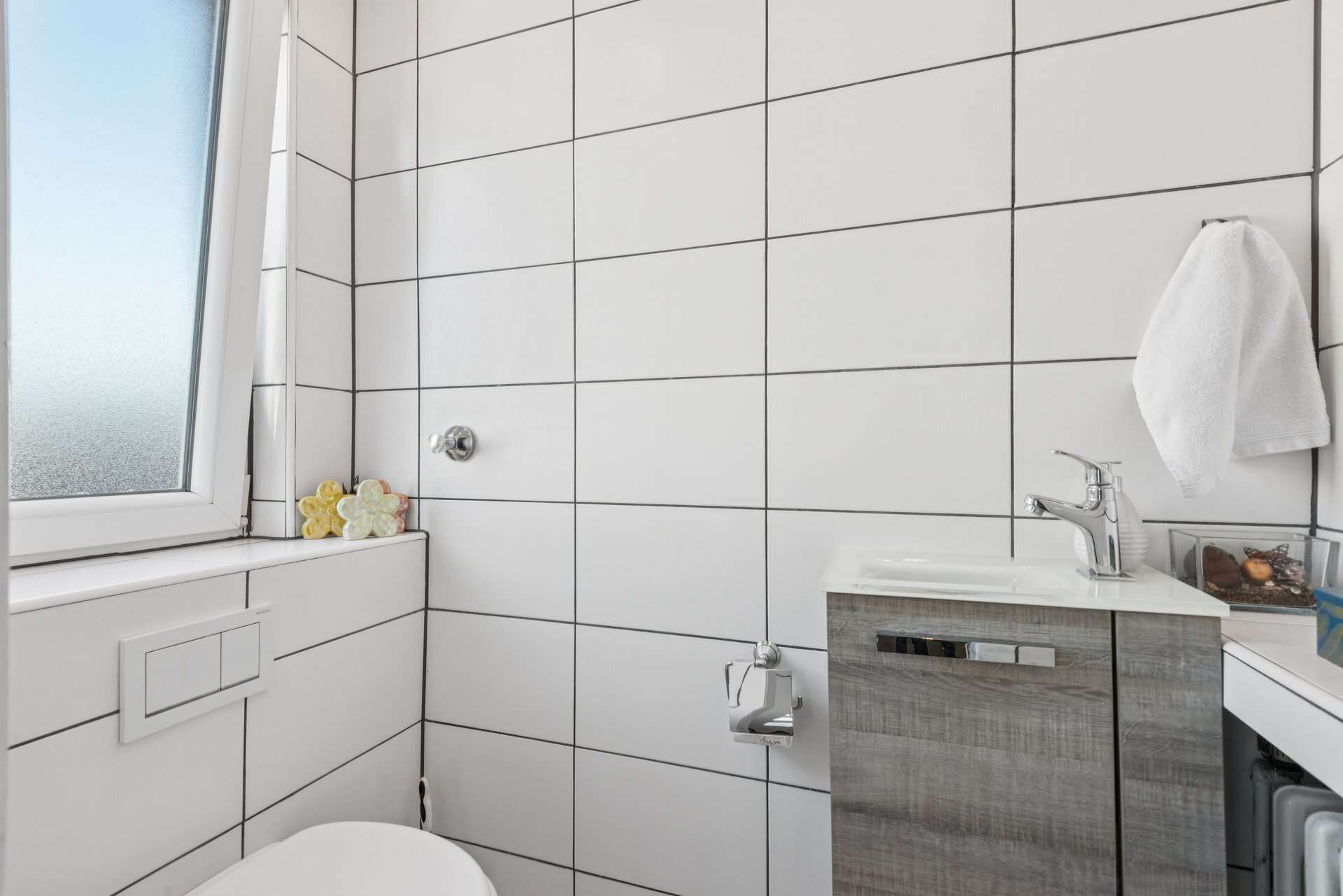 Helle 3 Zimmerwohnung mit Balkon im 2.OG Duisburg/Rheinhausen in Duisburg – Ansicht 2
