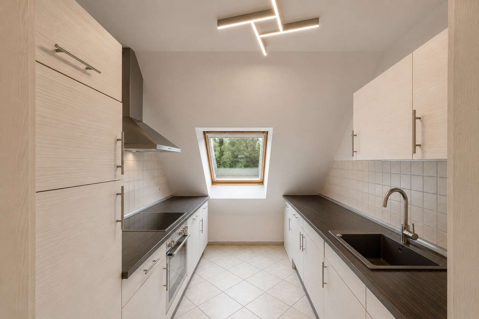Gepflegte Dachgeschosswohnung mit Garage in Lünen – Ansicht 5