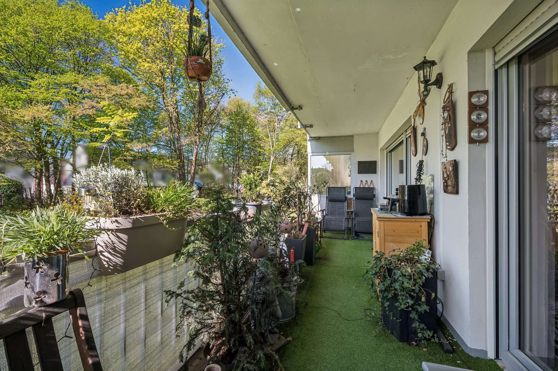 Modernisiert. Ruhig gelegen. Sofort wohlfühlen – Stilvolle 2-Zimmer-Wohnung mit hübscher Loggia in Mönchengladbach – Ansicht 3