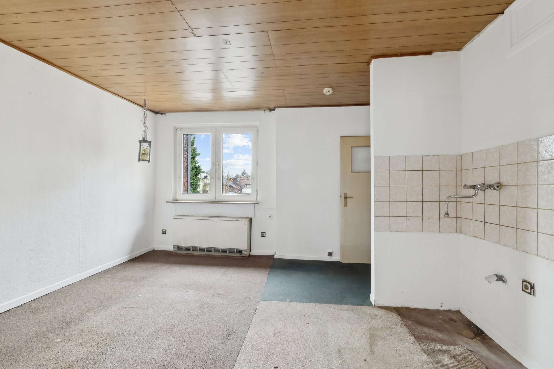 Leerstehende 2-Zimmer-Wohnung mit Potenzial für Ihre nächste Investition in Gladbeck – Ansicht 4