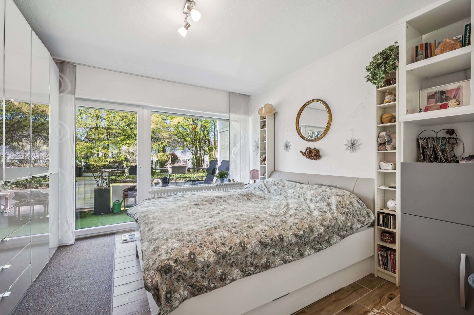Modernisiert. Ruhig gelegen. Sofort wohlfühlen – Stilvolle 2-Zimmer-Wohnung mit hübscher Loggia in Mönchengladbach – Ansicht 8