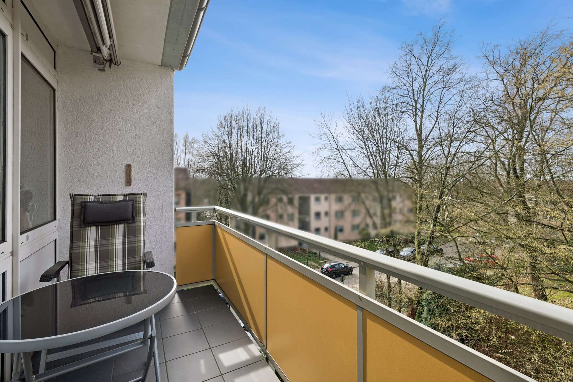 Charmante 3-Zimmer Wohnung mit Balkon und Stellplatz in ruhiger Lage von Knittkuhl in Düsseldorf – Ansicht 9