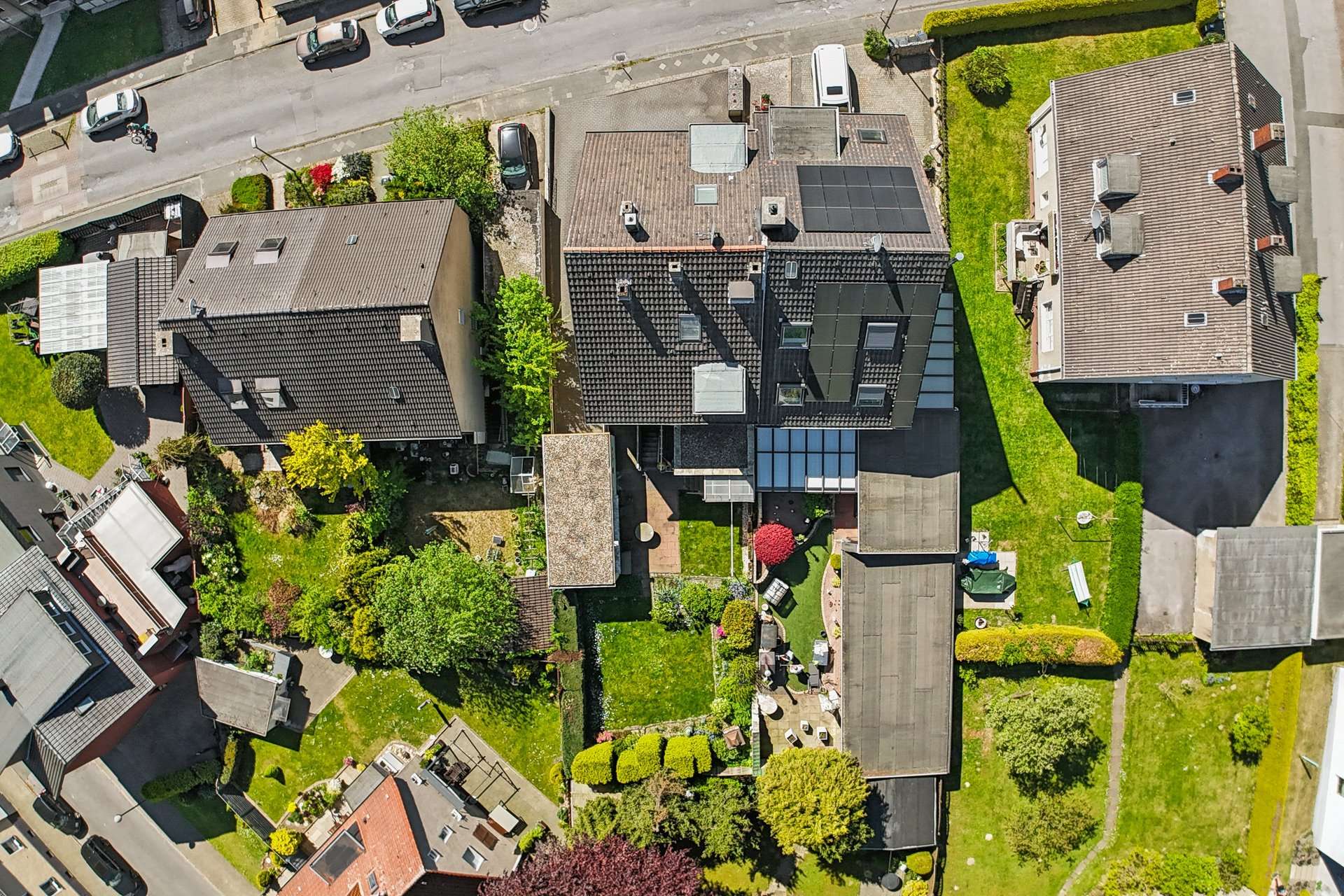 Dreifamilienhaus mit flexiblen Nutzungsmöglichkeiten und ruhigem Wohnumfeld in Bochum-Harpen in Bochum – Ansicht 34