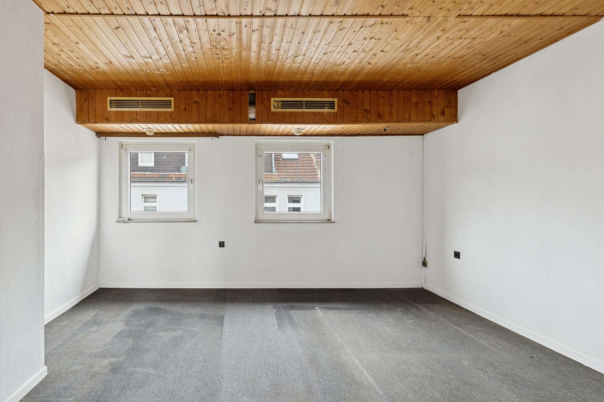 Leerstehende 2-Zimmer-Wohnung mit Potenzial für Ihre nächste Investition in Gladbeck – Ansicht 5