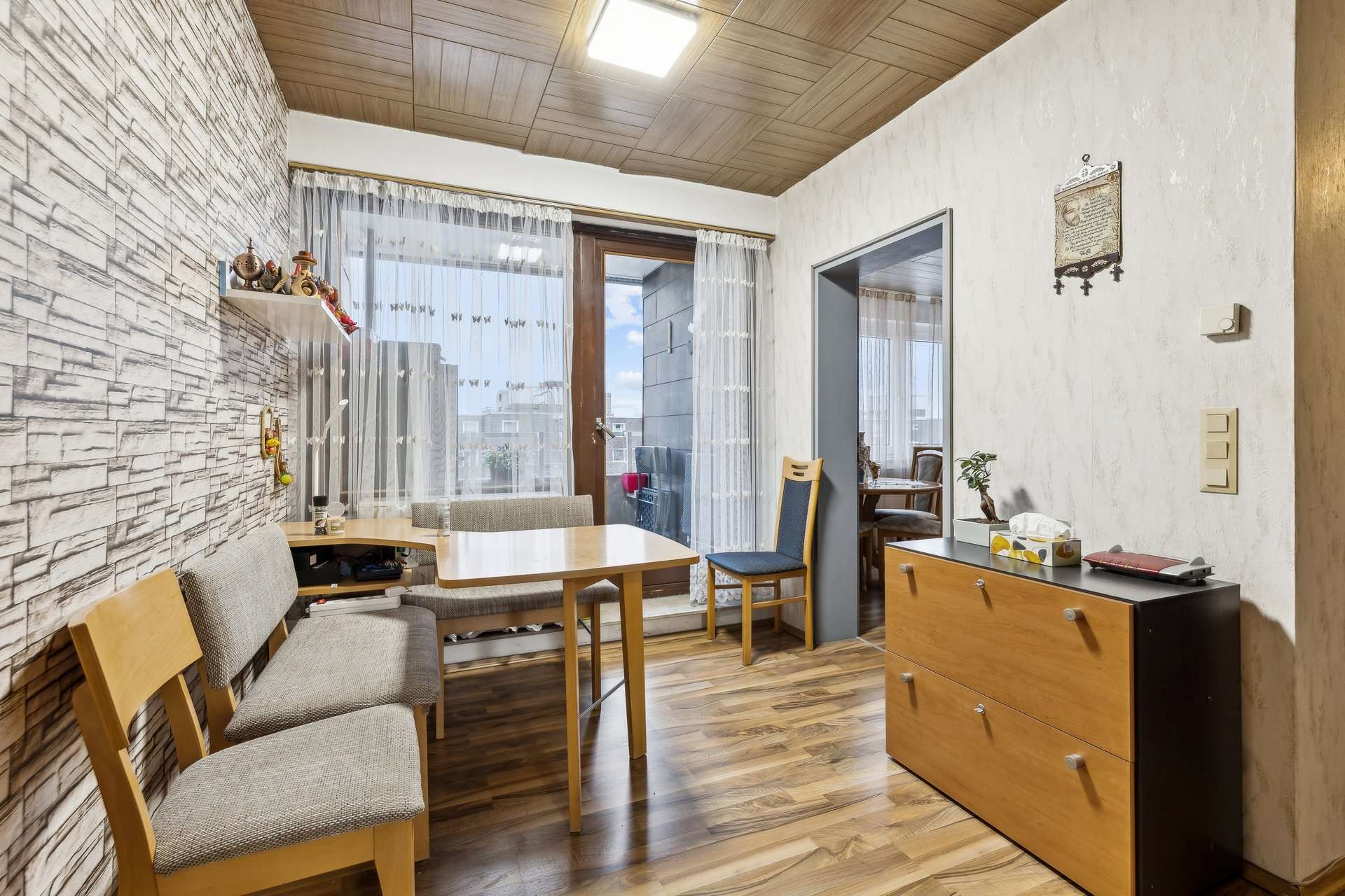 Vermietete 3,5-Zimmer-Wohnung mit Loggia, Aufzug und Tiefgaragenstellplatz in Essen – Ansicht 5