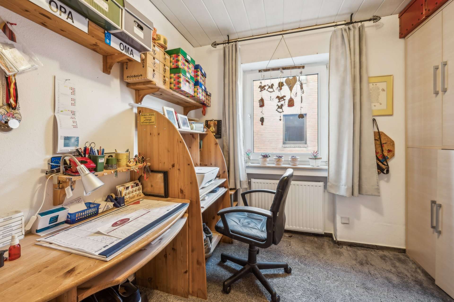 Stilvolle 2,5-Zimmer-Wohnung mit großer Einbauküche und Sonnenbalkon in Dormagen – Ansicht 6