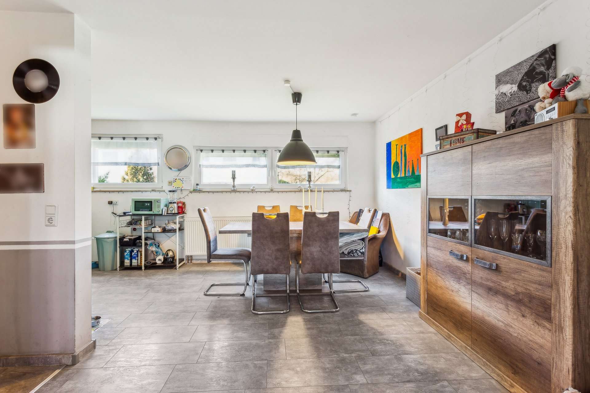 Modernisiertes Reiheneckhaus mit großem Eckgrundstück & 2 Garagen in Bergkamen – Ansicht 2