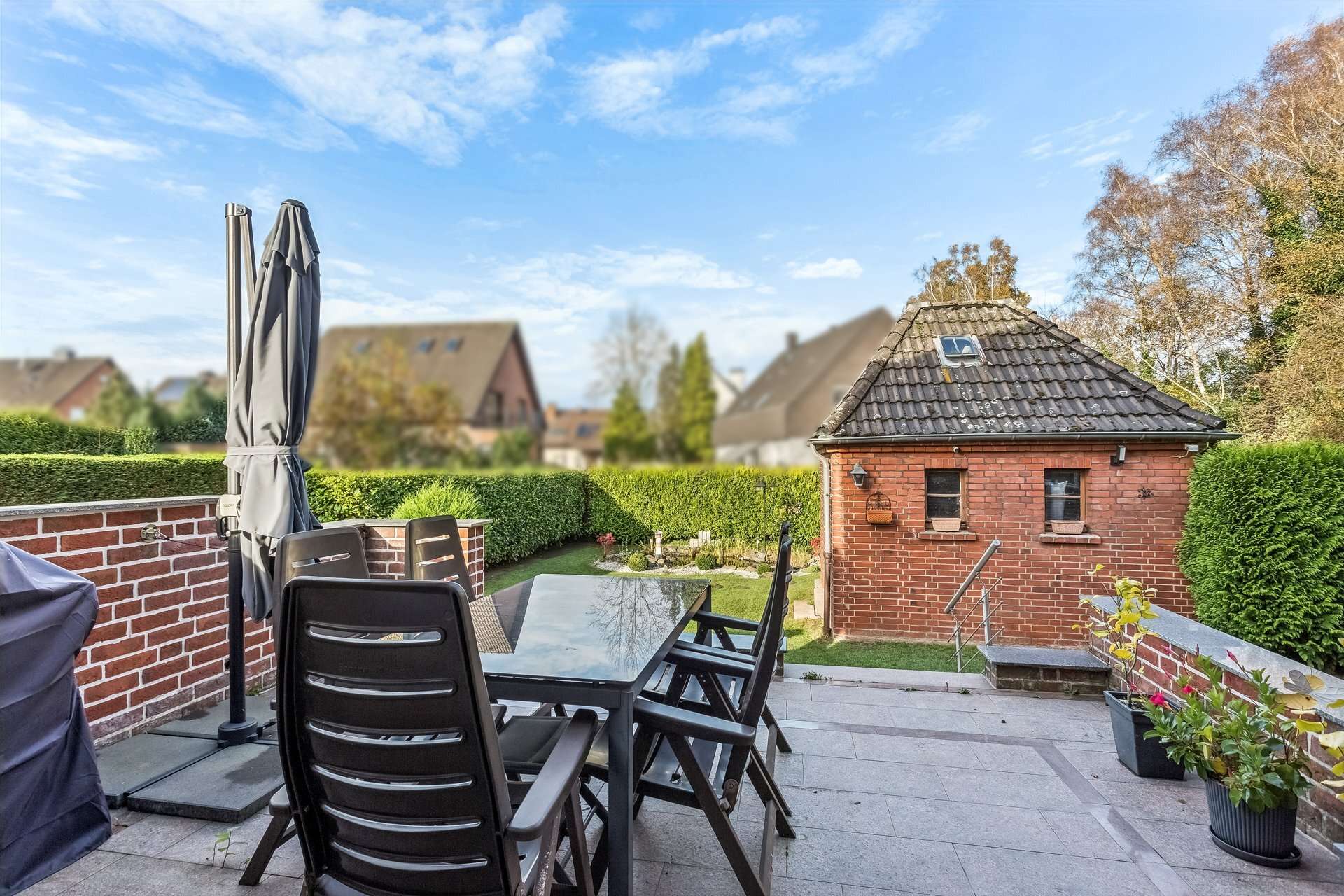 Stilvoll saniertes Mehrfamilienhaus – modernisiert und vielseitig nutzbar in Castrop-Rauxel – Ansicht 5