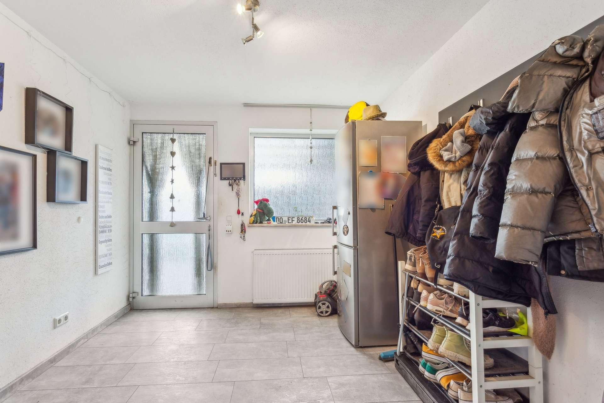 Modernisiertes Reiheneckhaus mit großem Eckgrundstück & 2 Garagen in Bergkamen – Ansicht 9