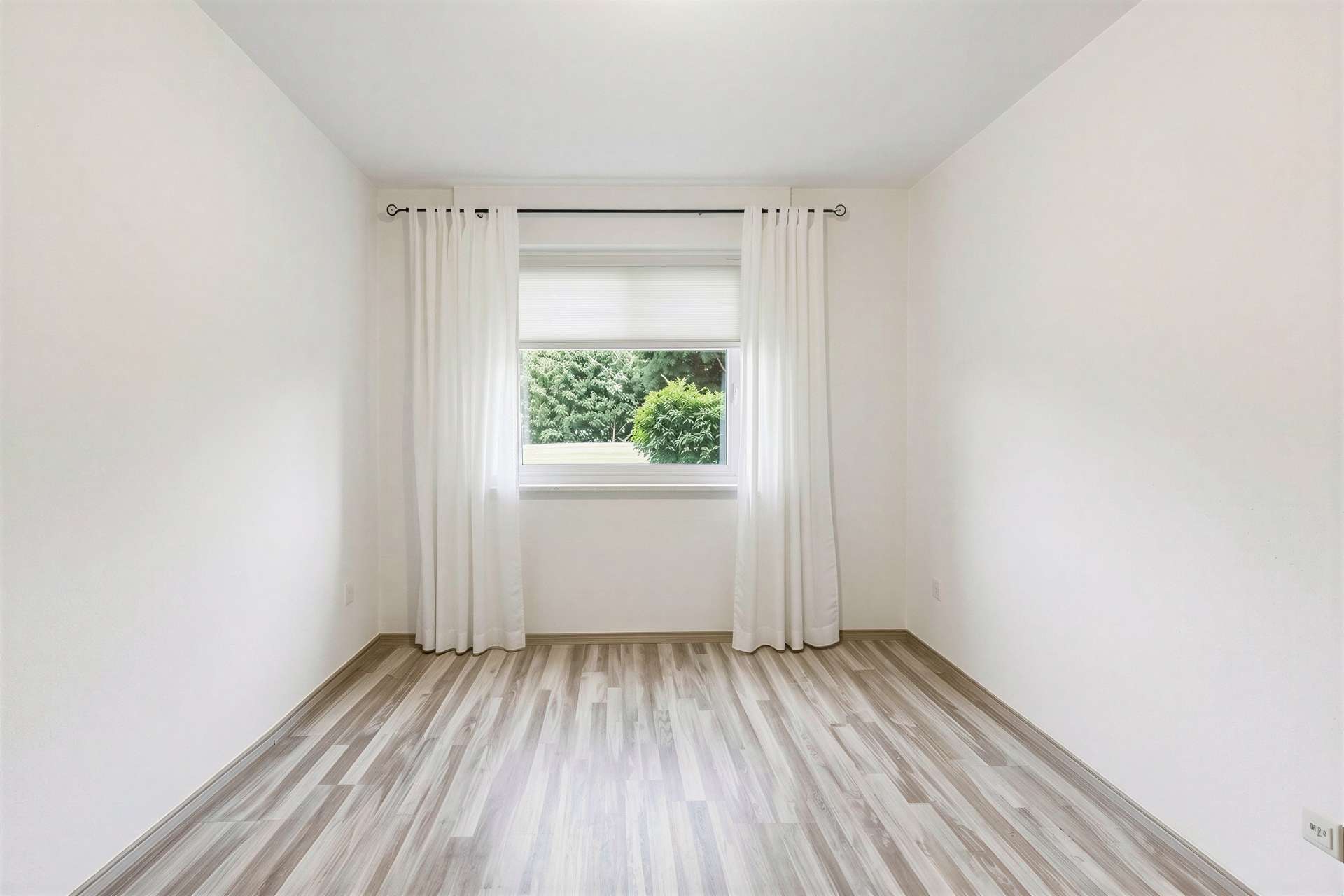 Doppelhaushälfte mit Garage, sonnigem Garten und Ausbaureserve im Dachgeschoss in Herten – Ansicht 5