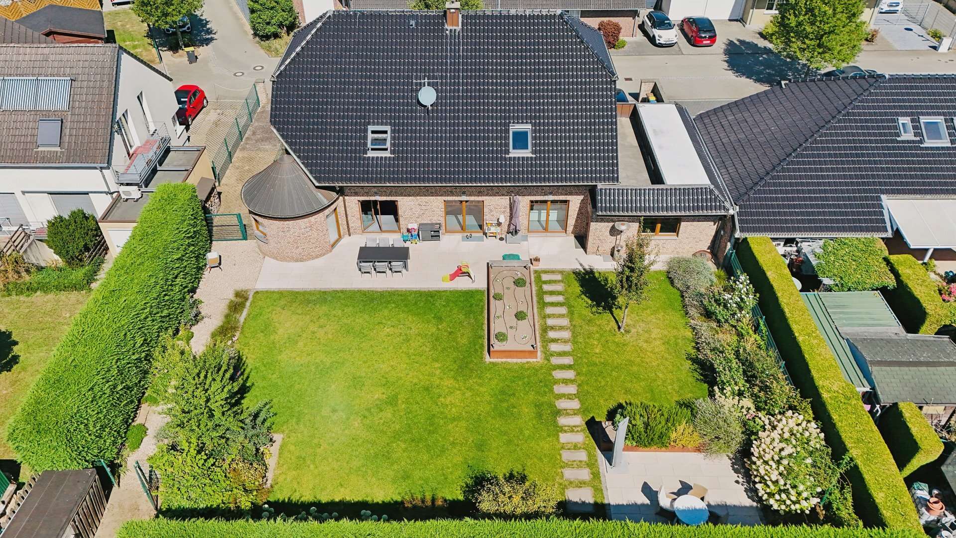 Für den gehobenen Geschmack: Luxusanwesen mit Einliegerwohnung  & Erweiterungsmöglichkeiten in Jüchen-Holz – Ansicht 36