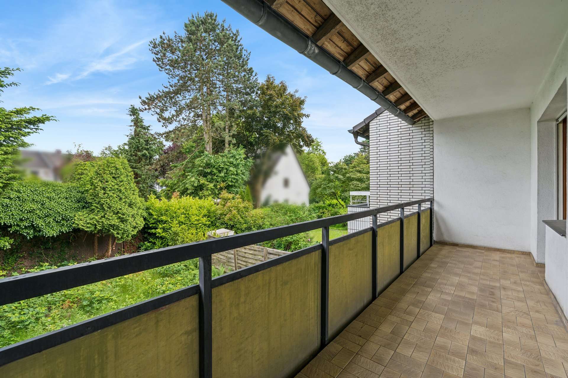 Reihenmittelhaus mit Ausbaupotenzial und Garage in ruhiger Wohnlage in Gladbeck – Ansicht 2