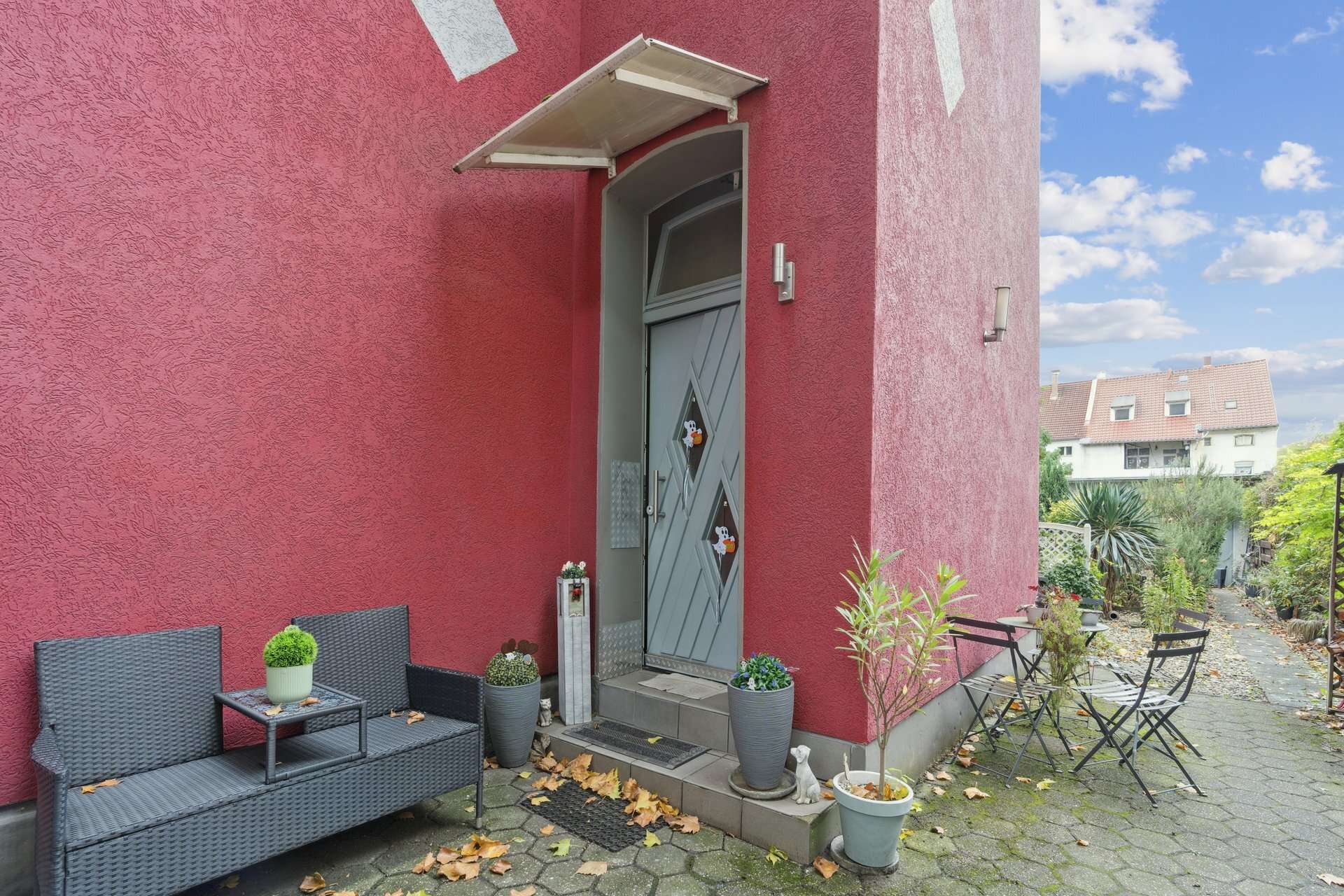 Großzügiges Zweifamilienhaus mit Garten in Duisburg Neumühl in Duisburg – Ansicht 3