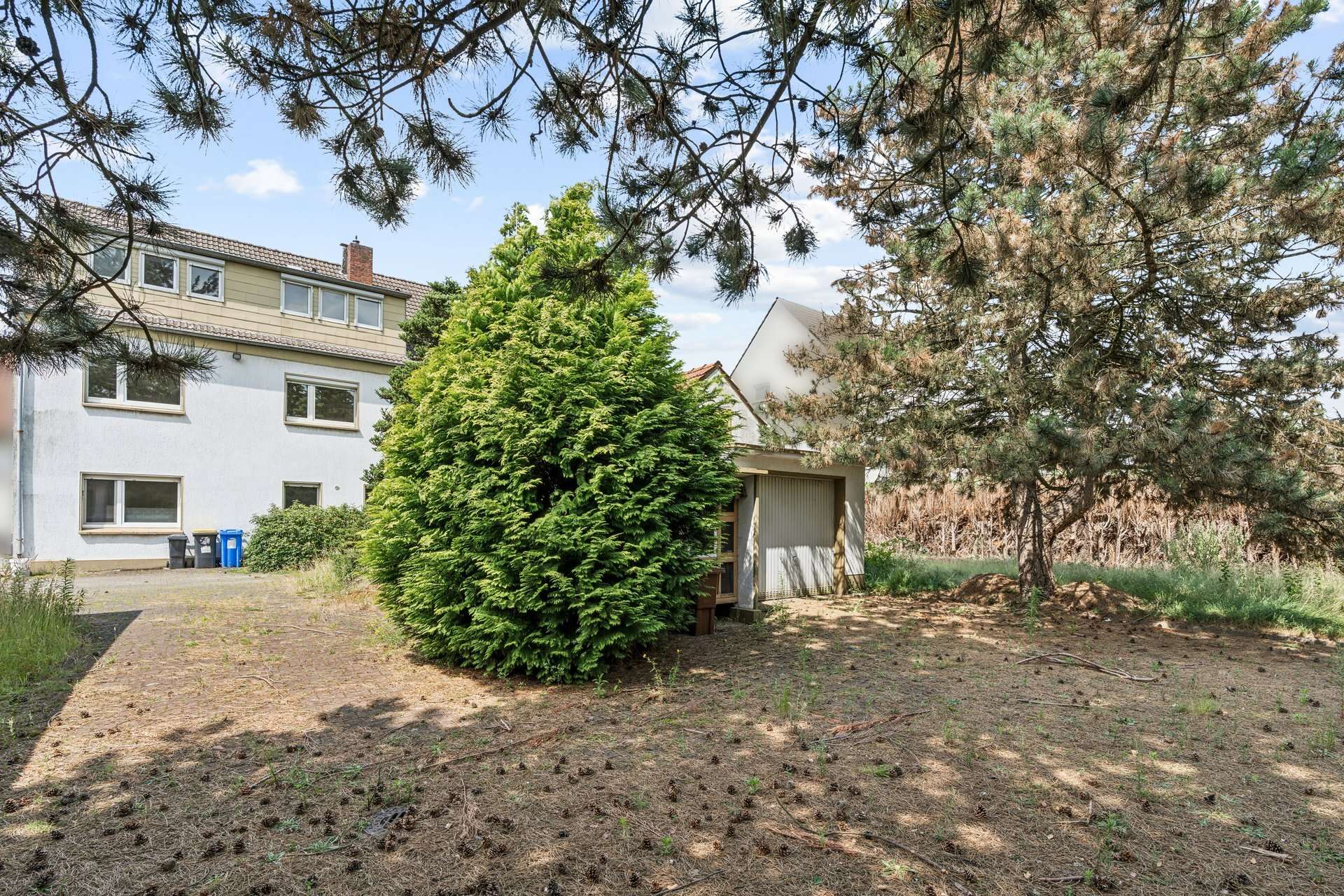 Investieren, sanieren, profitieren – Mehrfamilienhaus mit großem Grundstück in Gladbeck in Gladbeck – Ansicht 3