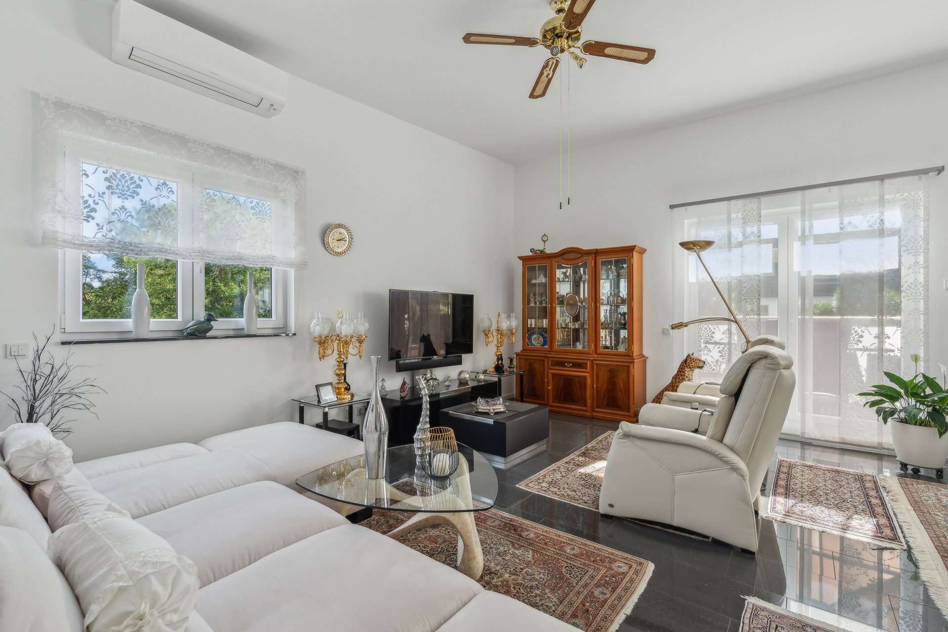 Repräsentatives Penthouse mit Dachterrasse, Einbauküche und Einzelgarage direkt am Rosengarten in Recklinghausen – Ansicht 8