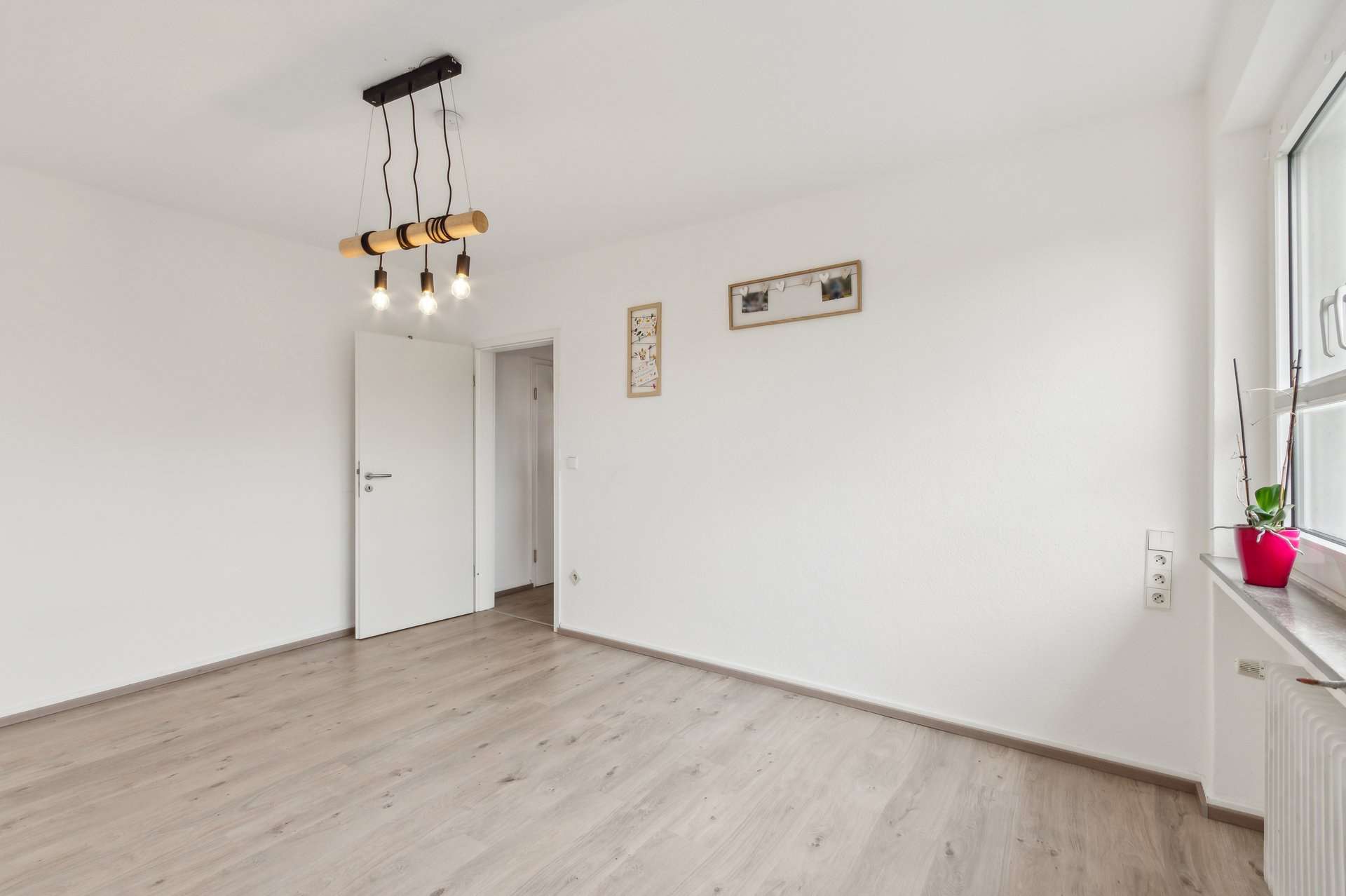 Freigezogene 2,5 Zimmer Wohnung mit toller Aufteilung, Balkon und optionaler Einbauküche in Dorsten – Ansicht 5