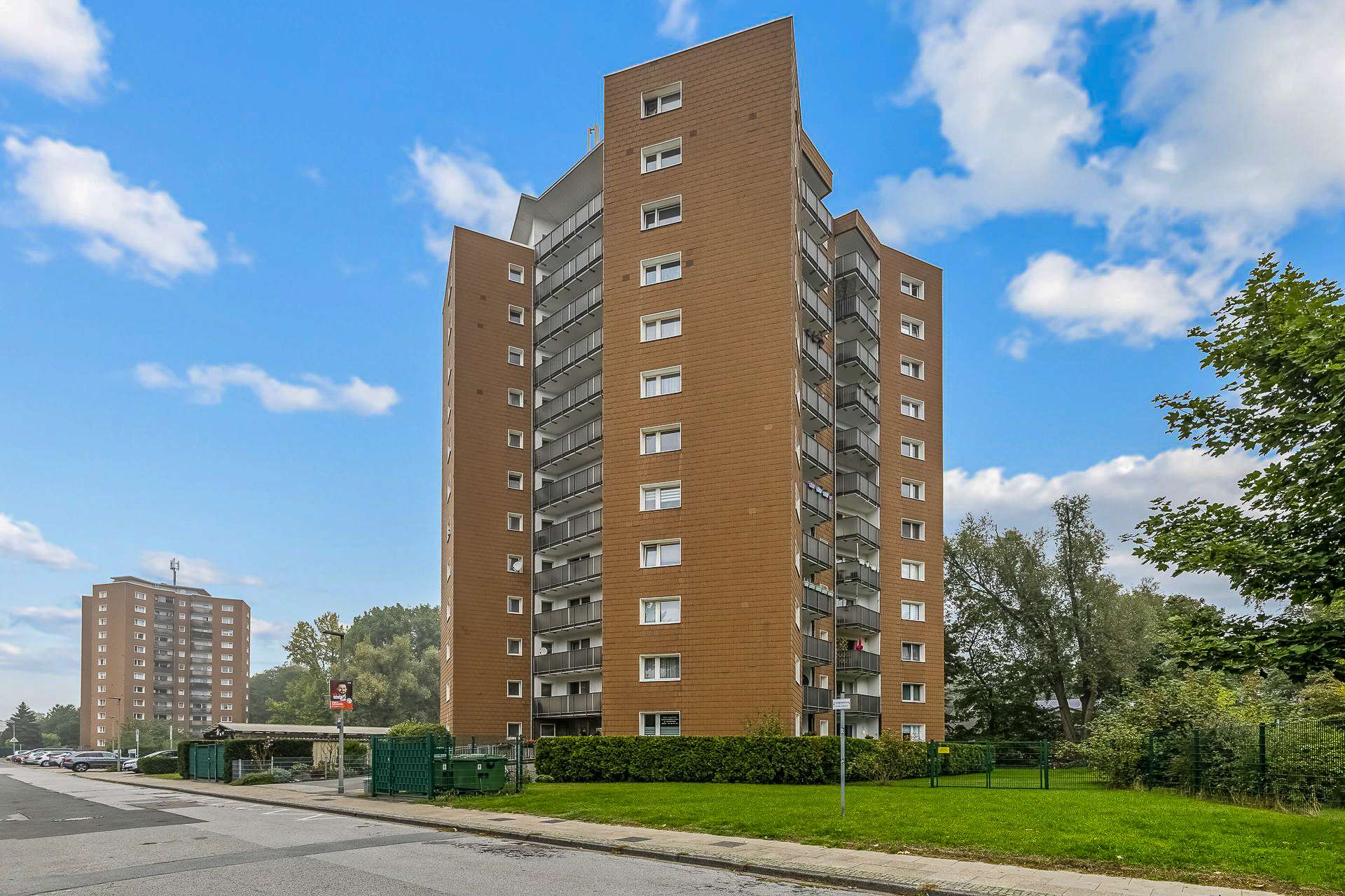 Hochmodern sanierte Etagenwohnung mit Weitblick – attraktiv für Selbstnutzer und Kapitalanleger in Oberhausen – Ansicht 3