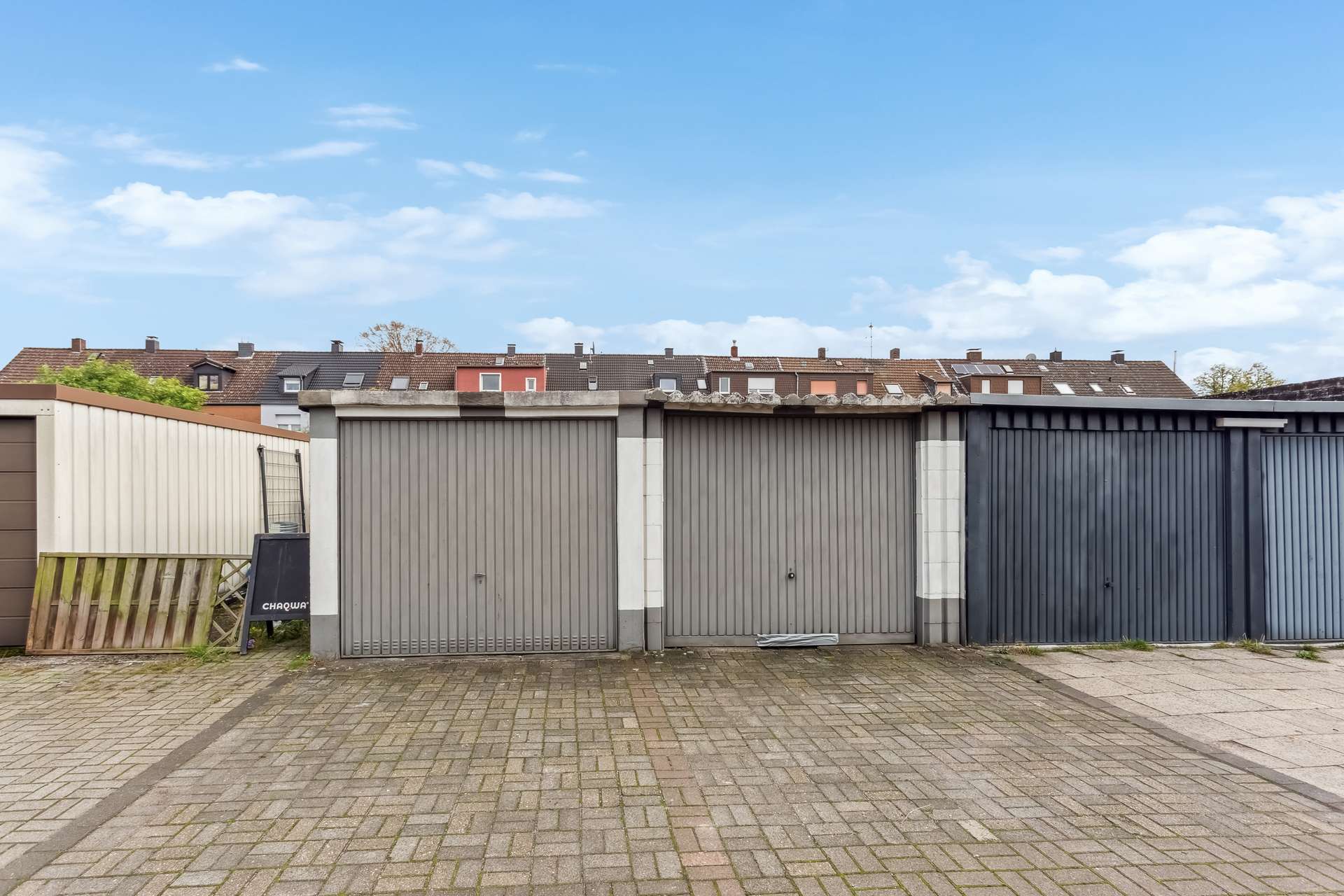 Modernisiertes Reihenmittelhaus mit Garten und zwei Garagen – auf städtischem Erbpachtgrundstück in Recklinghausen – Ansicht 19