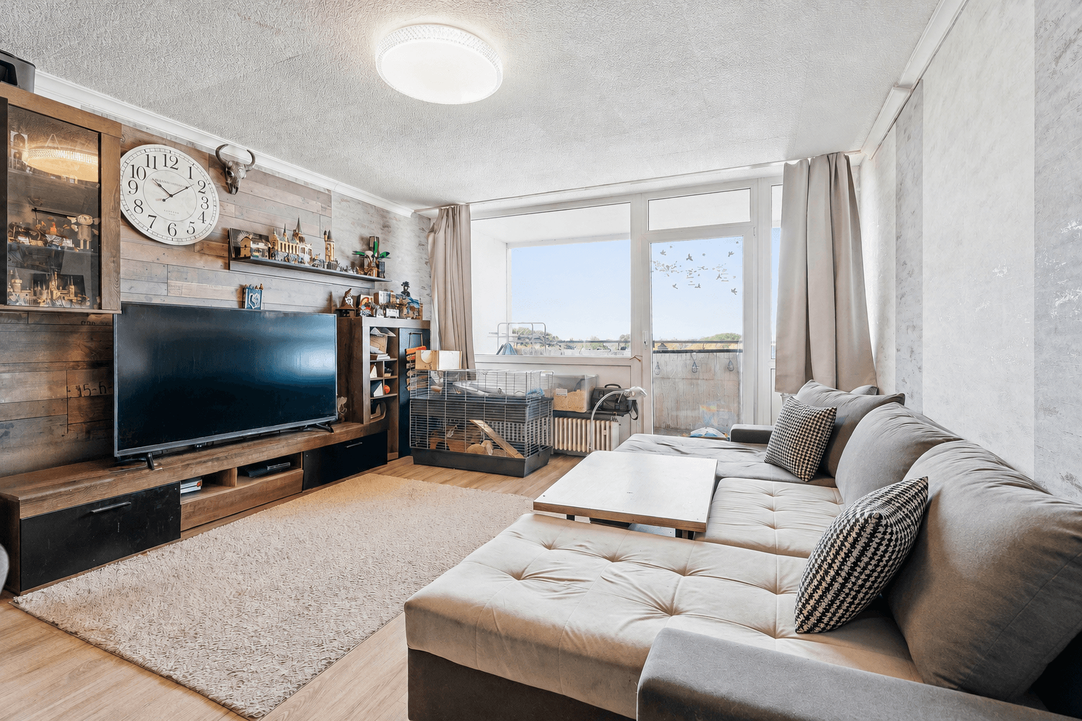 Vermietete 3-Zimmer-Eigentumswohnung mit durchdachtem Grundriss und Loggia