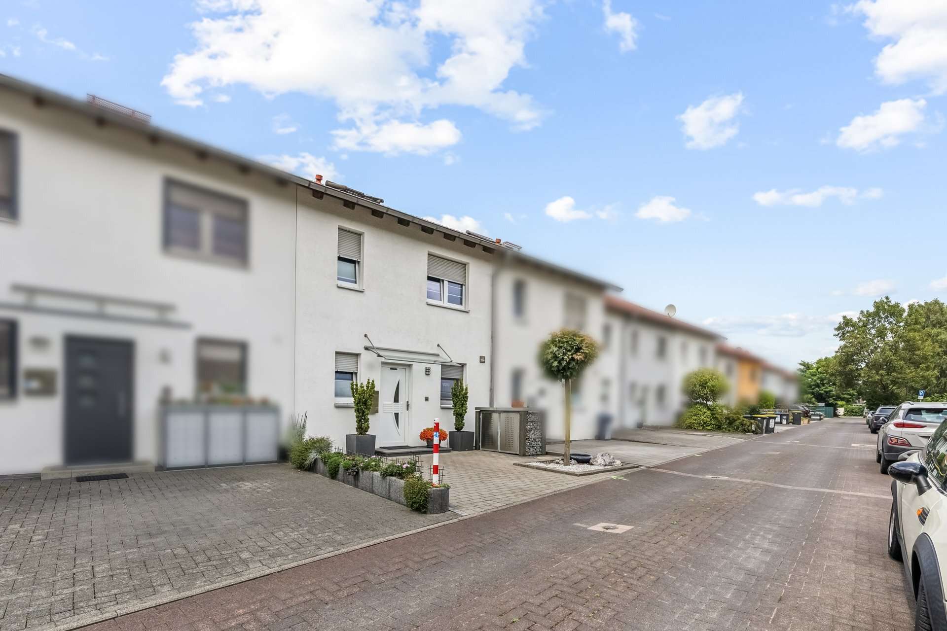 Wohlfühl-Oase mit Gartenidylle: Reihenhaus mit Solaranlage, Garage & viel Platz unterm Dach in Recklinghausen – Ansicht 9