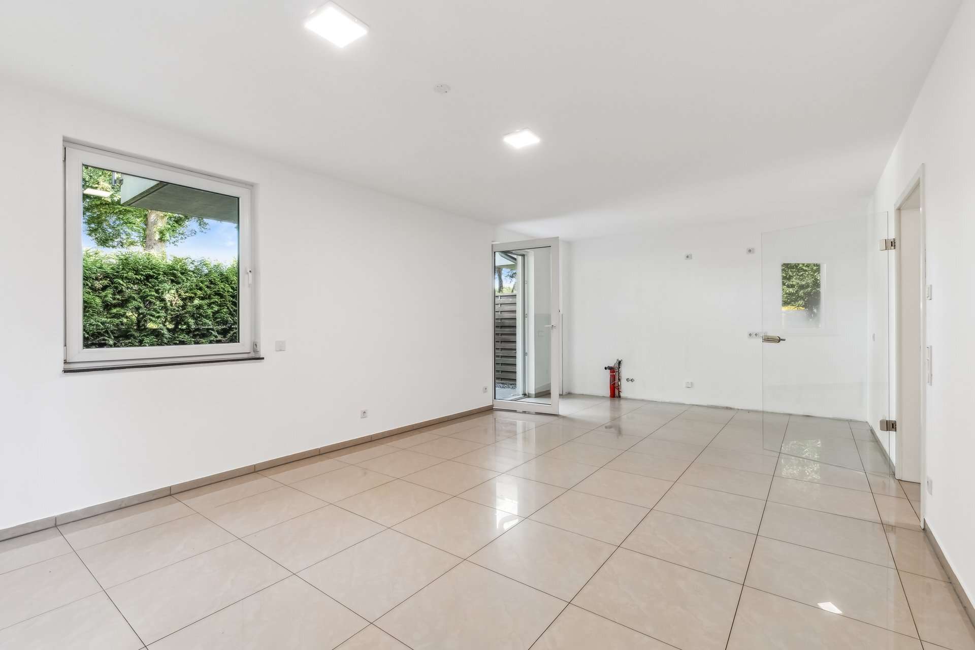 Barrierearme Erdgeschosswohnung mit zwei Terrassen, eigenem Garten und viel Privatsphäre in Dorsten – Ansicht 3