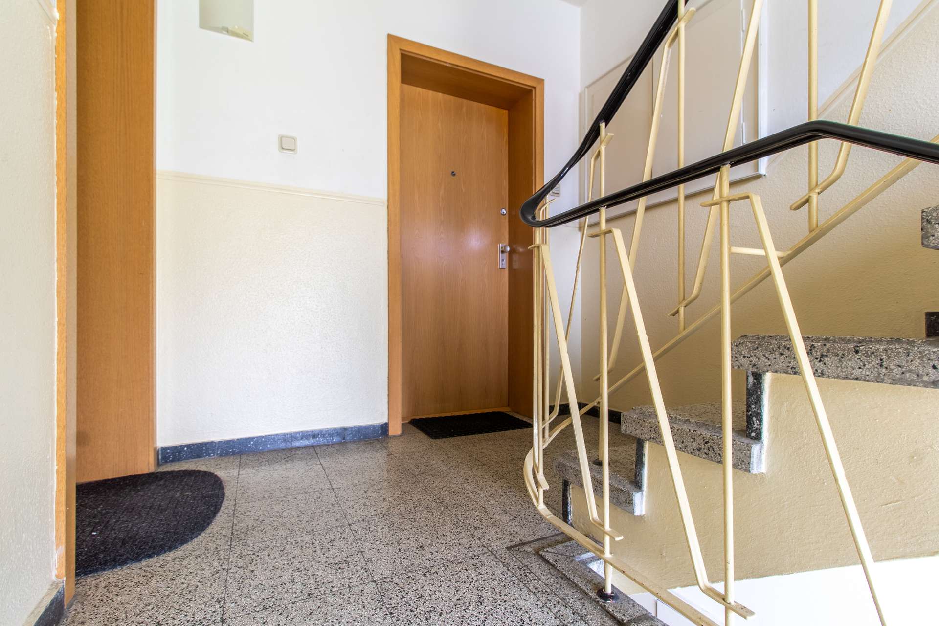 Lukratives Investment: 4 Mehrfamilienhäuser | 20 Wohneinheiten + 34 Garagen in Bochum – Ansicht 9