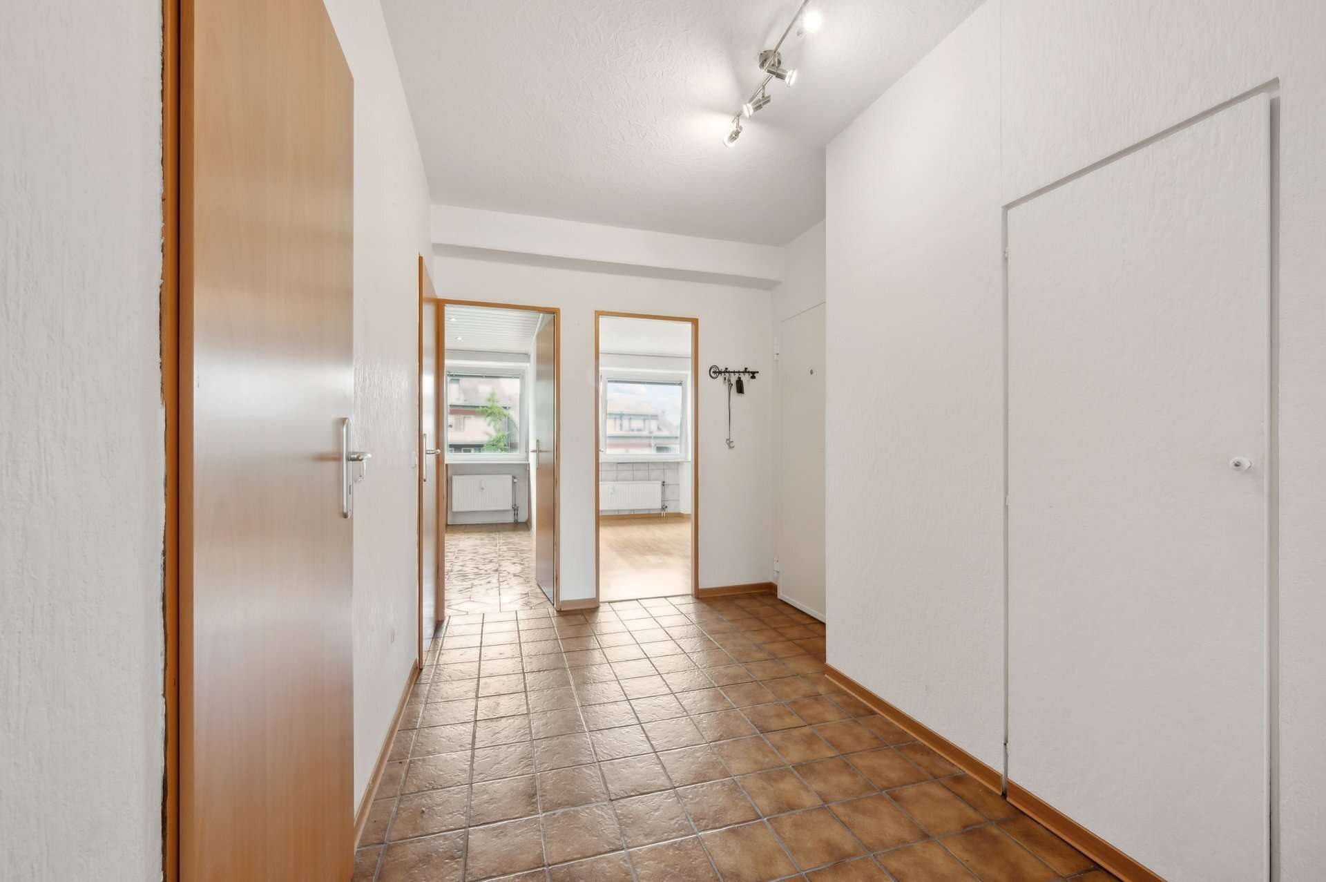 Helle 3-Zimmer-Wohnung mit Garage – sofort bezugsfrei in ruhiger Lage in Neuss – Ansicht 10