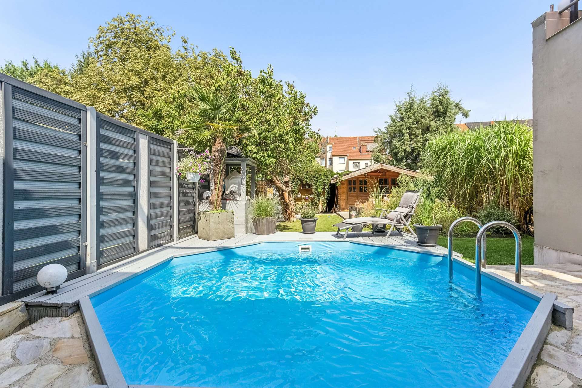 Mehr Raum als gedacht: Reiheneckhaus mit offenem Wohnen, Wintergarten, Garten und Pool in Bochum – Ansicht 28
