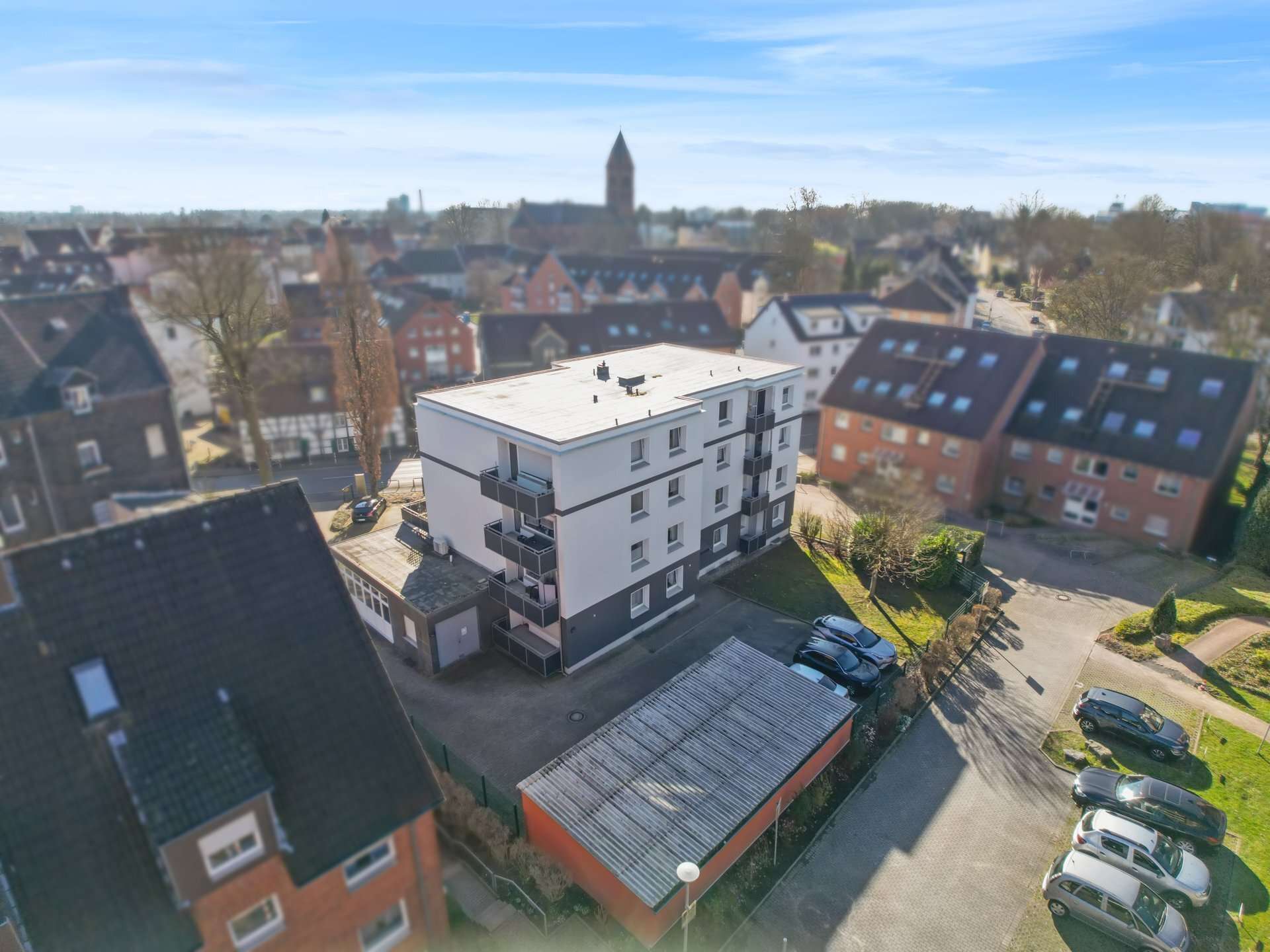 Wohn- und Geschäftshaus mit hervorragendem Modernisierungsstand | 4 Garagen + 10 Stellplätze in Dortmund – Ansicht 32
