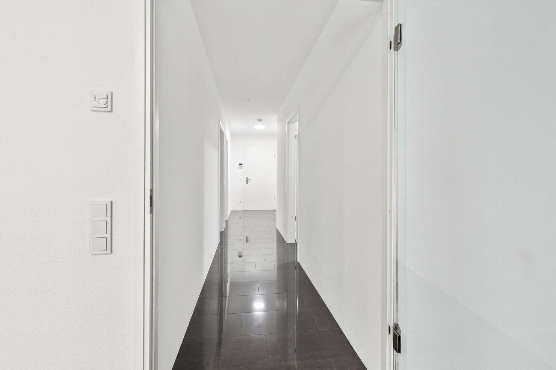 Repräsentative Eigentumswohnung mit Balkon, Terrasse und Tiefgarage direkt am Rosengarten in Recklinghausen – Ansicht 7
