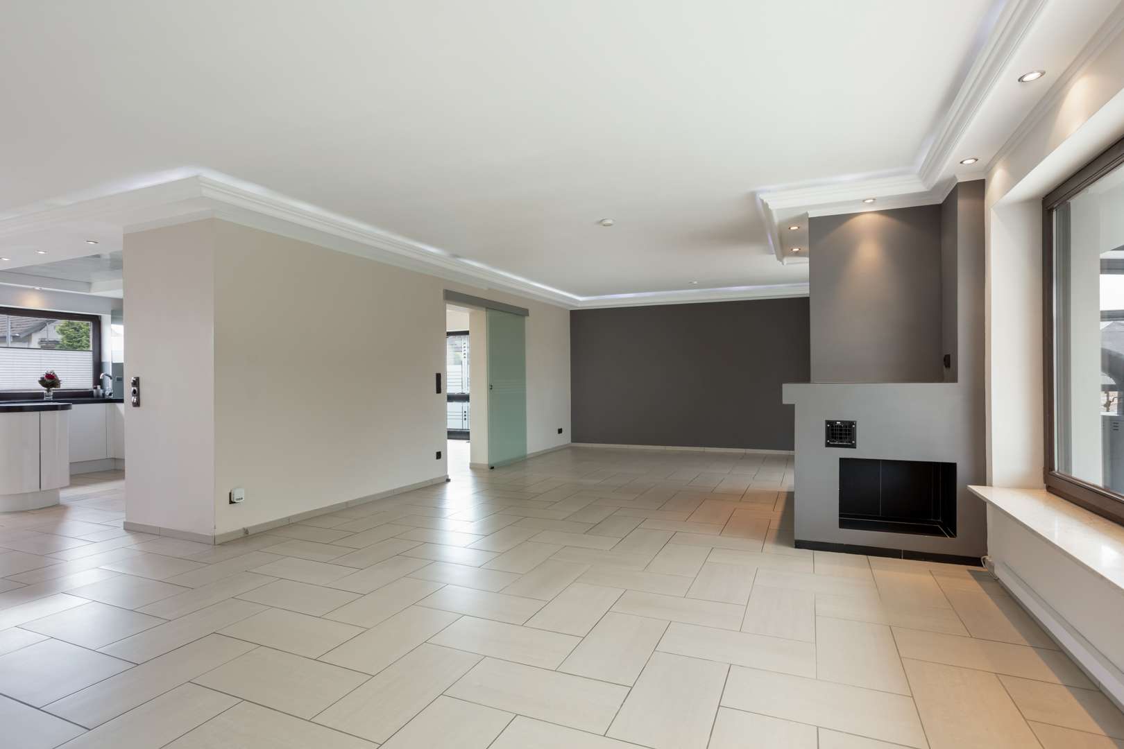 Hochwertiges Einfamilienhaus mit Pool, Sauna, weitläufigem Garten, Terrassenflächen und Doppelgarage in Rüthen – Ansicht 8