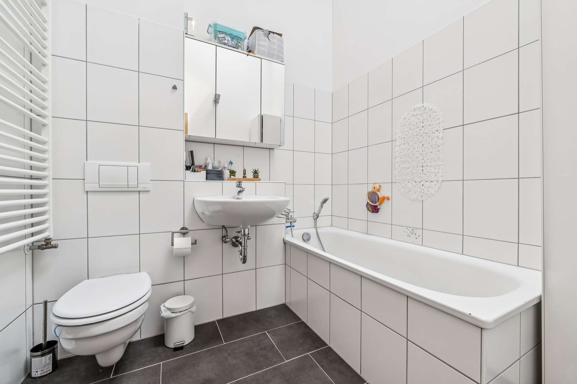 Neuwertiges Reihenhaus in WEG-Anlage mit Garten in Korschenbroich in Korschenbroich – Ansicht 5