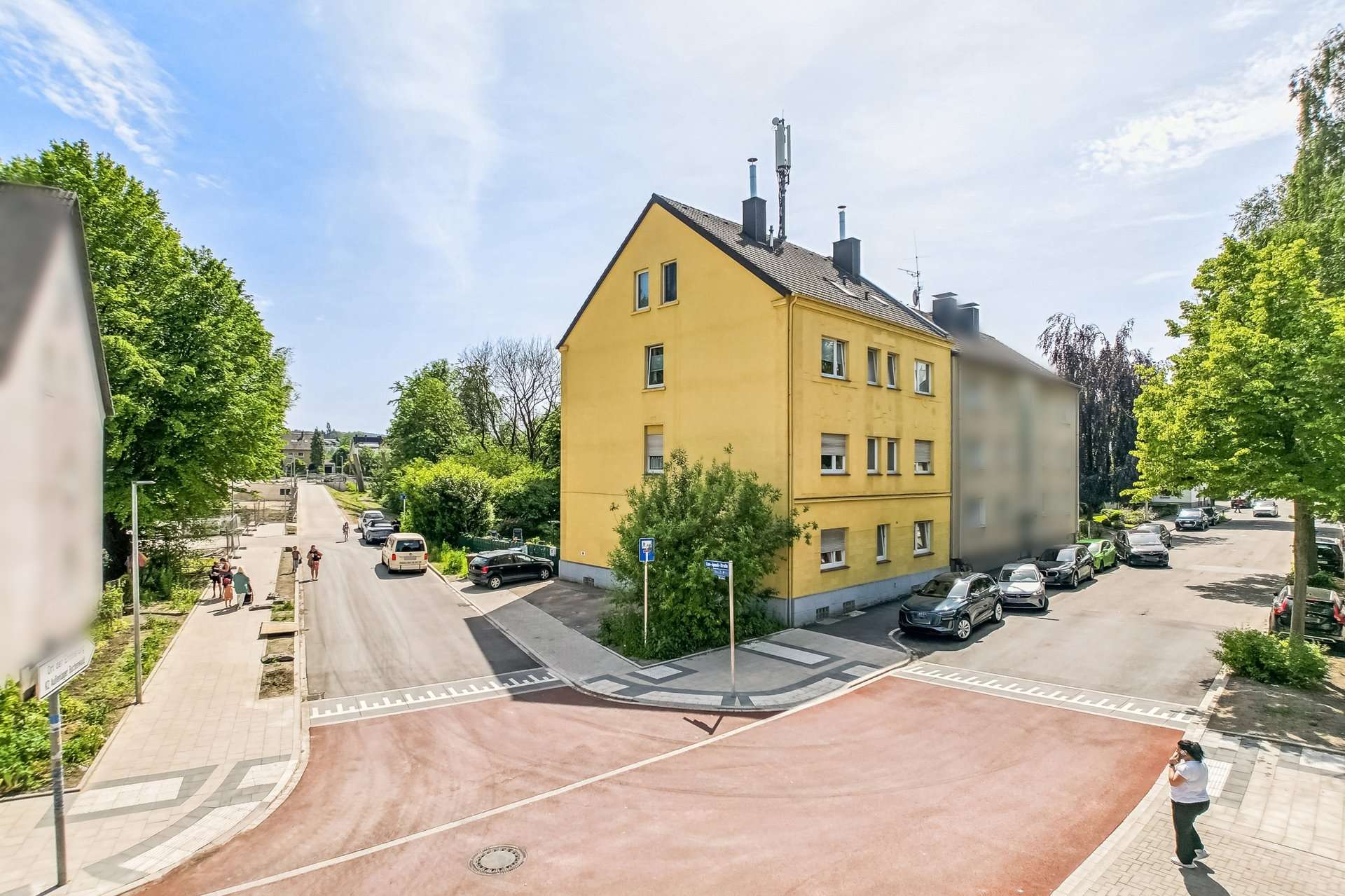 Kapitalanlage mit fünf Wohneinheiten, ausgebautem Dachgeschoss und langfristigen Mieteinnahmen in Witten – Ansicht 2