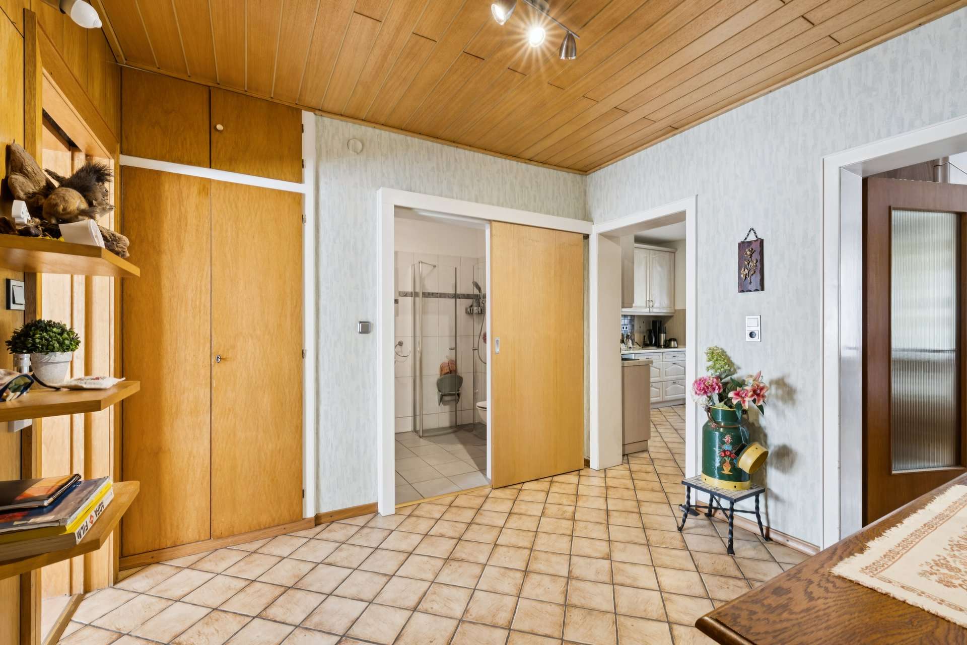 Dreifamilienhaus mit flexiblen Nutzungsmöglichkeiten und ruhigem Wohnumfeld in Bochum-Harpen in Bochum – Ansicht 6