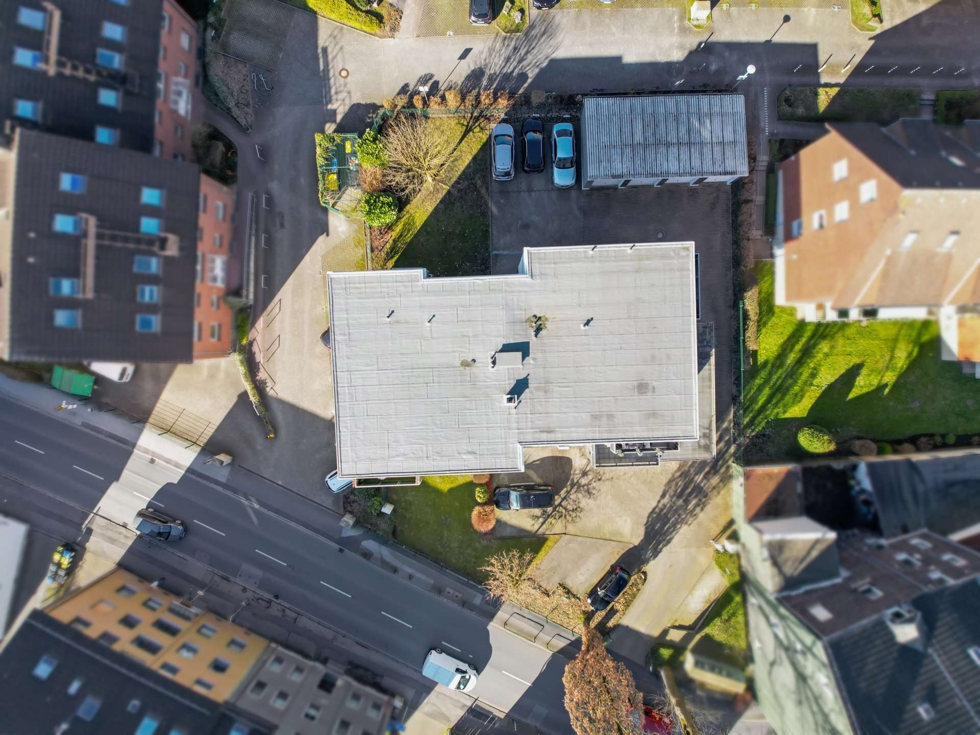 Wohn- und Geschäftshaus mit hervorragendem Modernisierungsstand | 4 Garagen + 10 Stellplätze in Dortmund – Ansicht 30