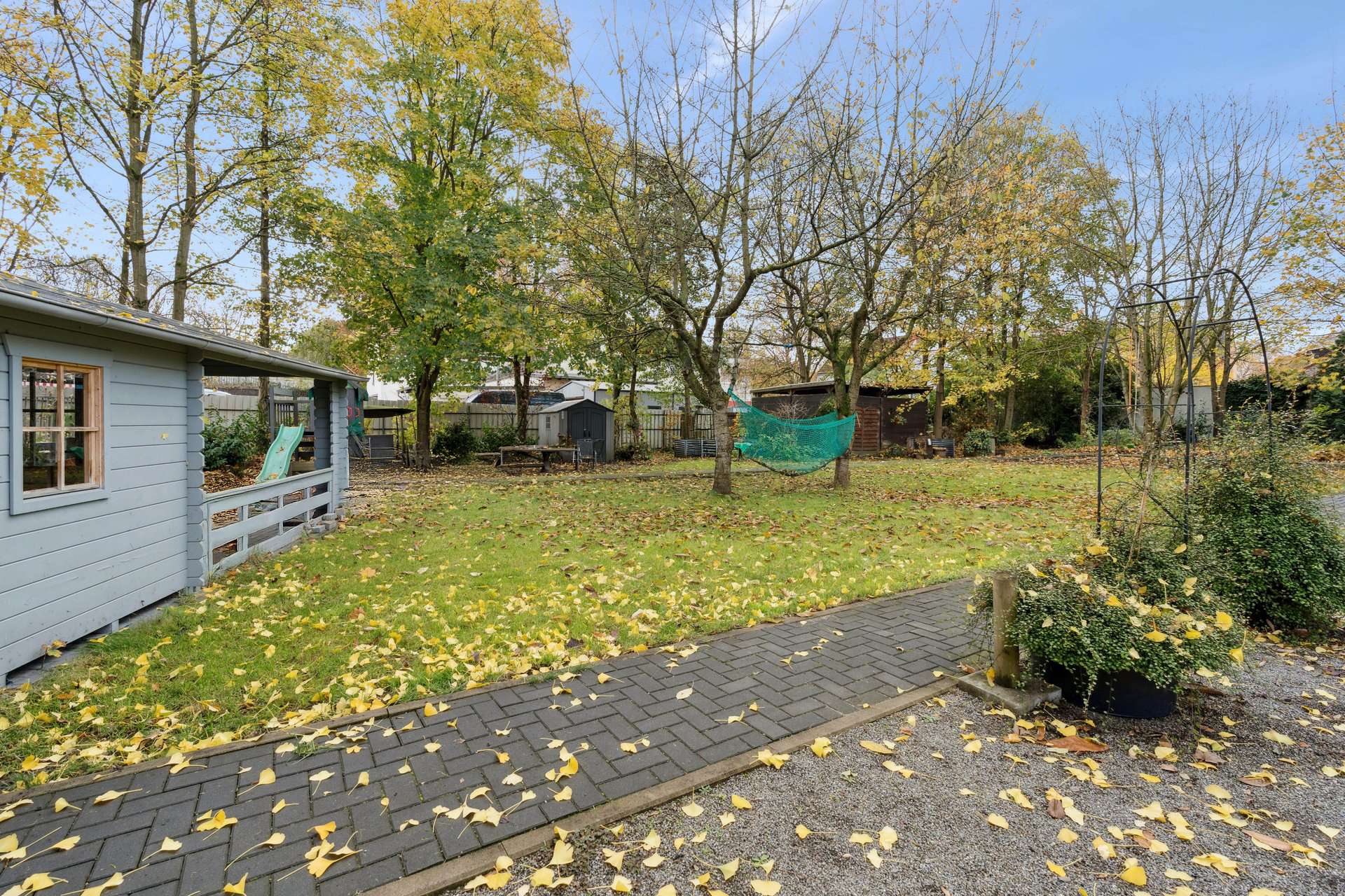Ruhige Sackgassenlage in Bottrop: Reihenendhaus mit großzügigem Garten, Sauna und Kamin in Bottrop – Ansicht 19