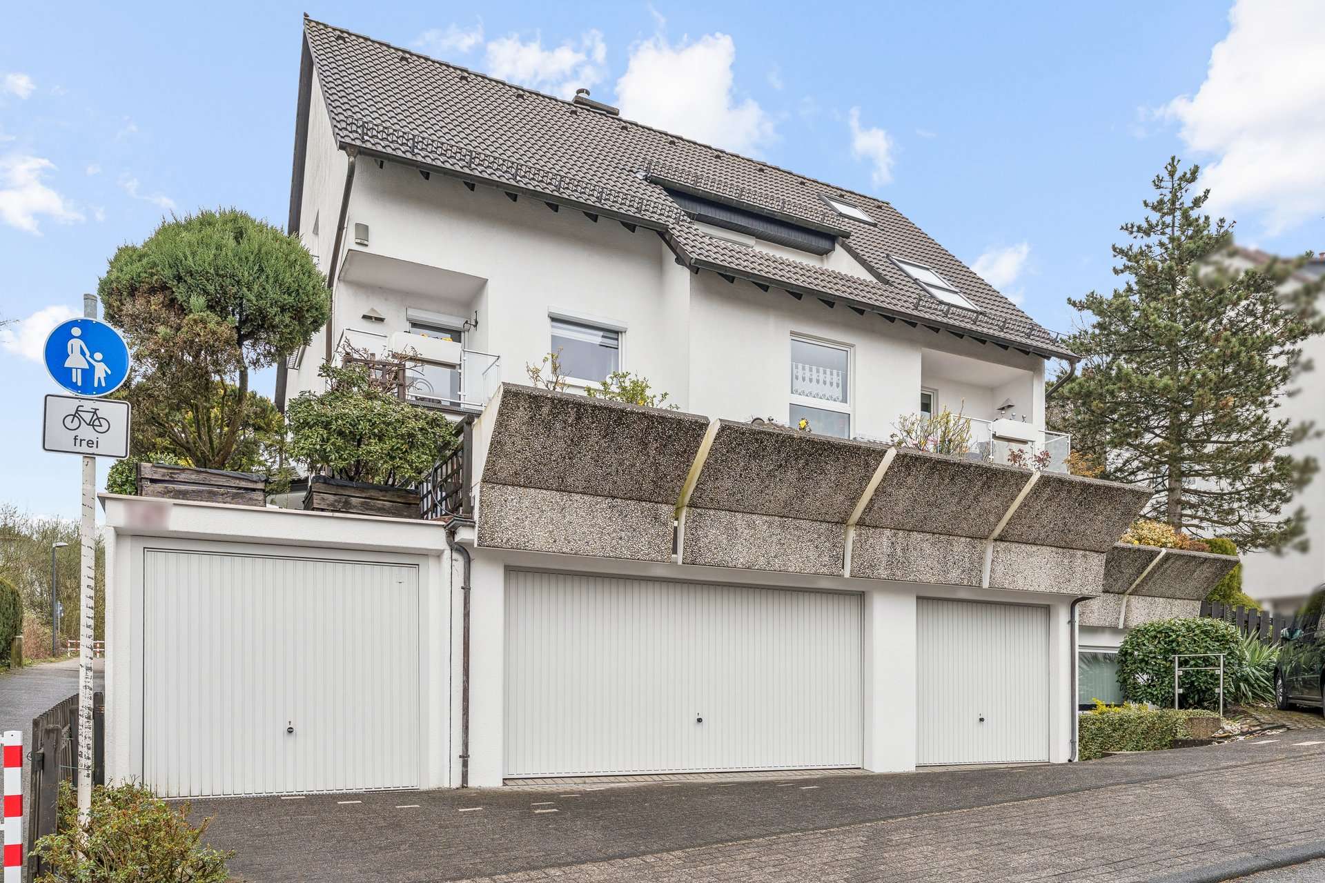Moderne 2-Zimmer Wohnung mit Südbalkon & Garage in ruhiger Sackgassenlage in Wuppertal – Ansicht 10