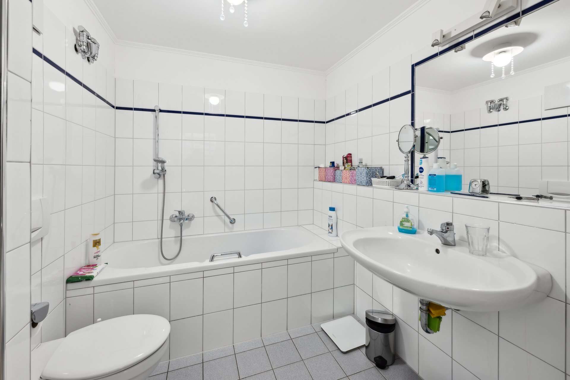 Große Maisonette-Wohnung mit Dachstudio & zwei Balkonen in Jüchen – Ansicht 13