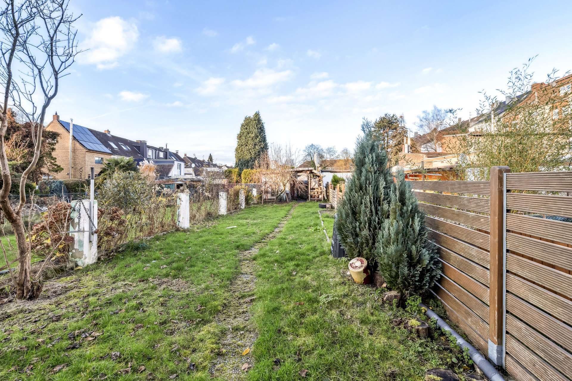 Charmantes Reihenmittelhaus mit Garten, Kamin und Sauna – Ihr neues Zuhause mit Gestaltungspotenzial in Recklinghausen – Ansicht 15