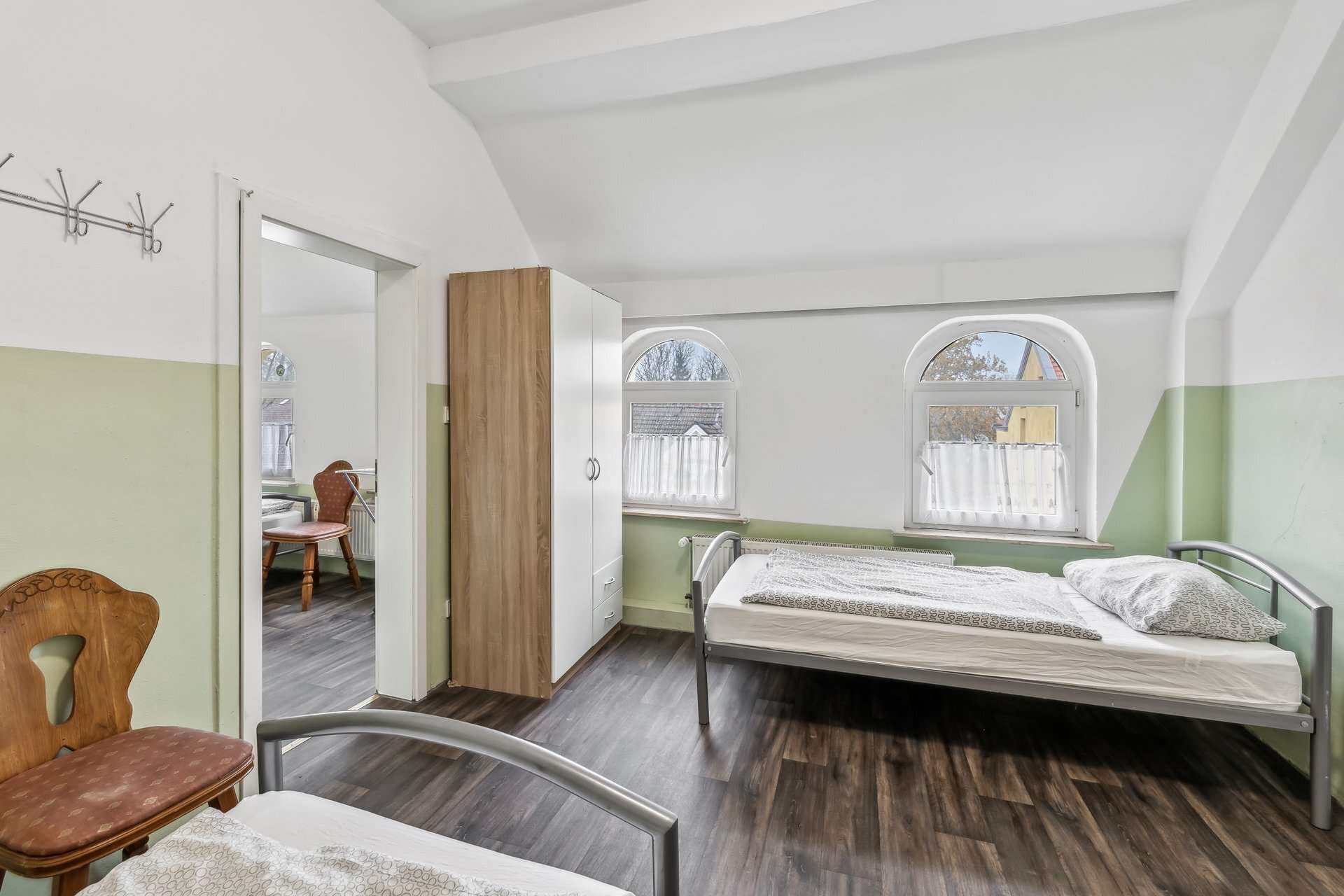 Freigezogenes Mehrfamilienhaus-Ensemble mit Entwicklungspotenzial und flexiblen Möglichkeiten in Bochum – Ansicht 12