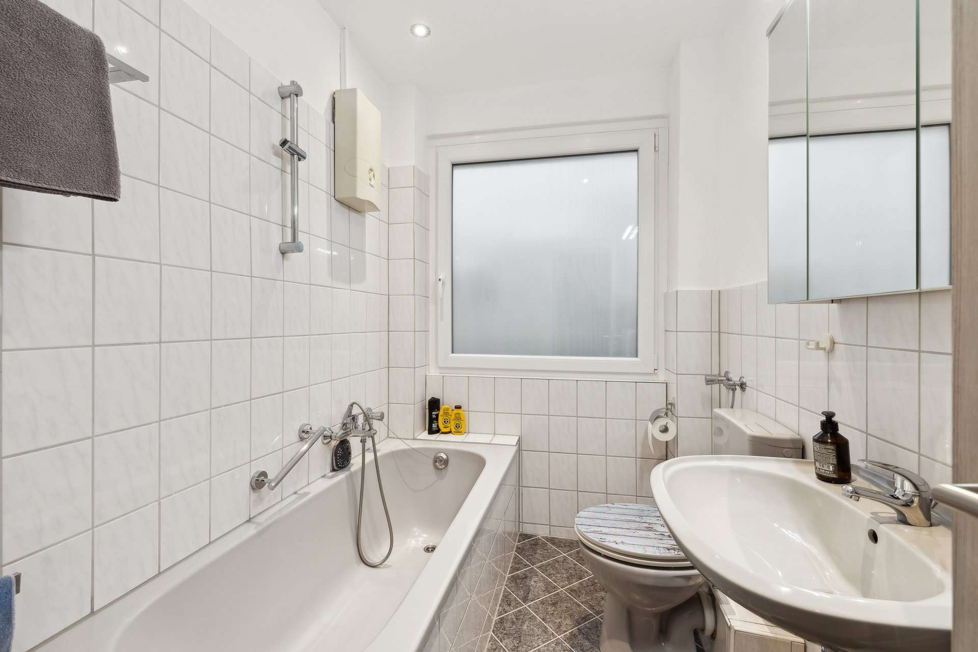 Modernisierte, gut geschnittene Eigentumswohnung mit Loggia und Garage in Herne – Ansicht 5