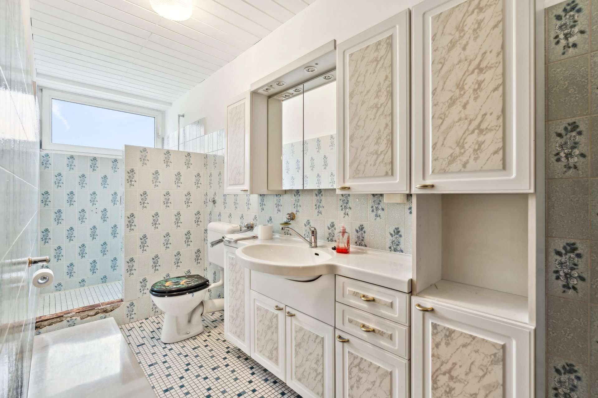 Familienfreundliches Reihenendhaus mit Charme und Raumgefühl – Split-Level trifft Bungalowstil in Dorsten – Ansicht 9