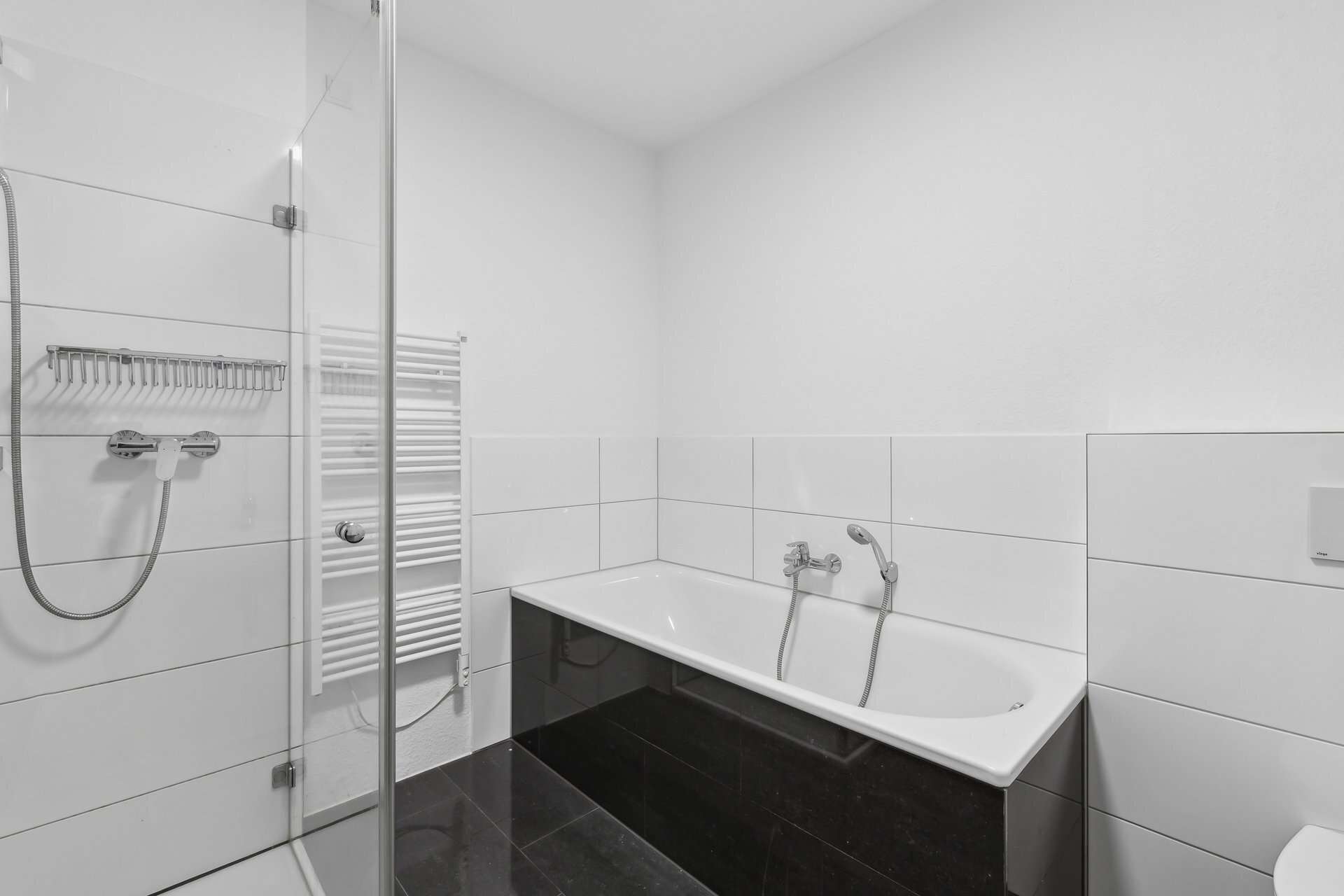 Repräsentative Eigentumswohnung mit Balkon, Terrasse und Tiefgarage direkt am Rosengarten in Recklinghausen – Ansicht 11