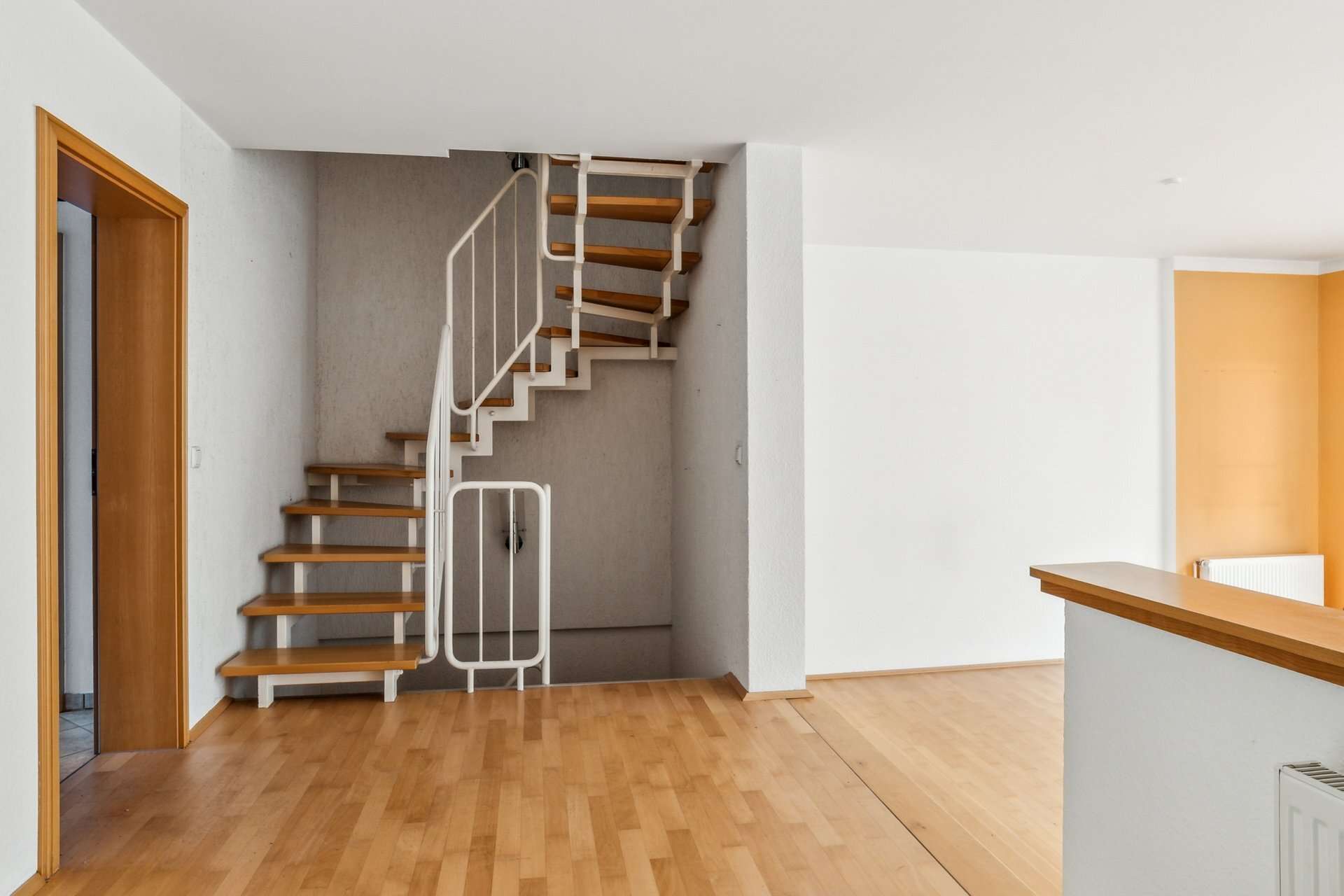 Reihenmittelhaus mit ca. 133 m² Wohnfläche, drei Ebenen, Keller und ausgebautem Spitzboden in Holzwickede – Ansicht 11